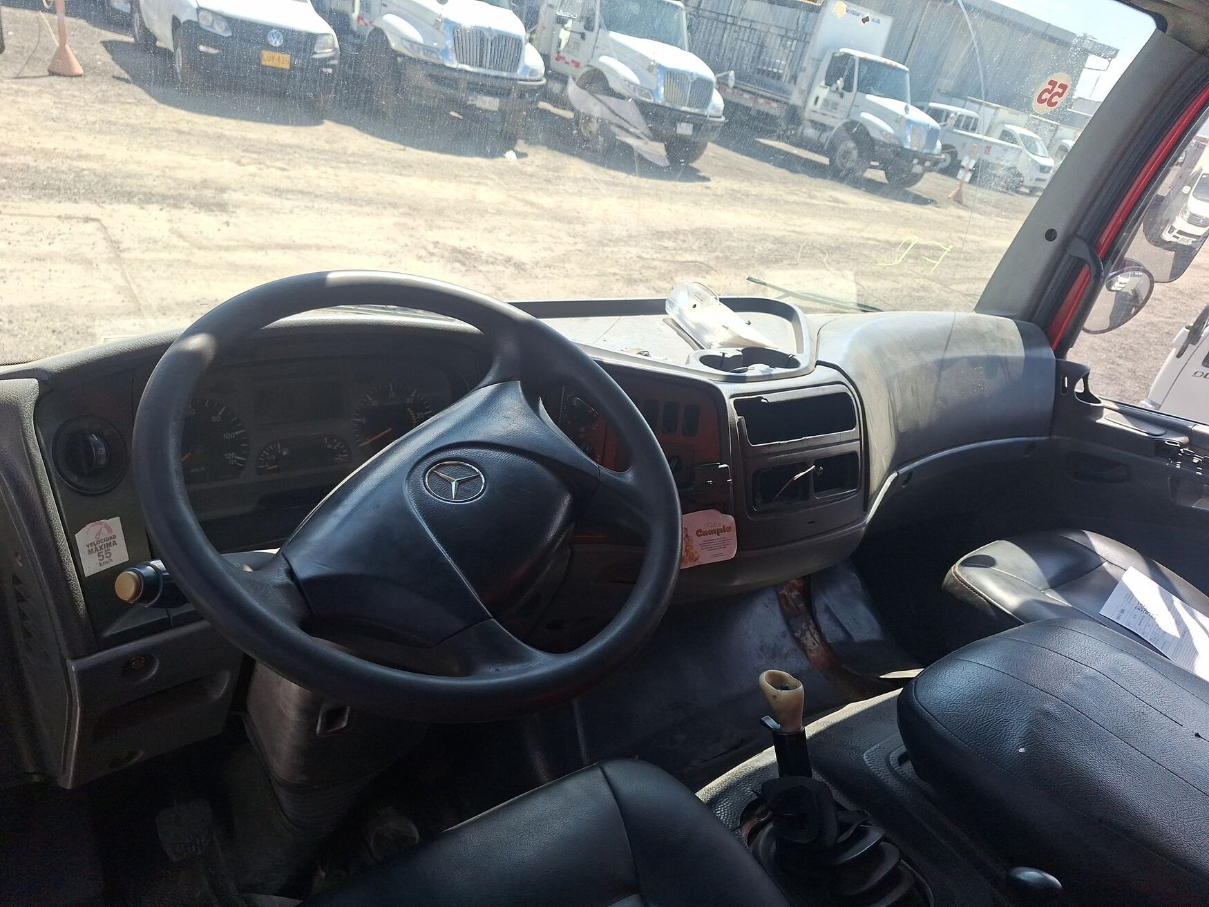 Mercedes Benz - Atego - 2007 image number 11