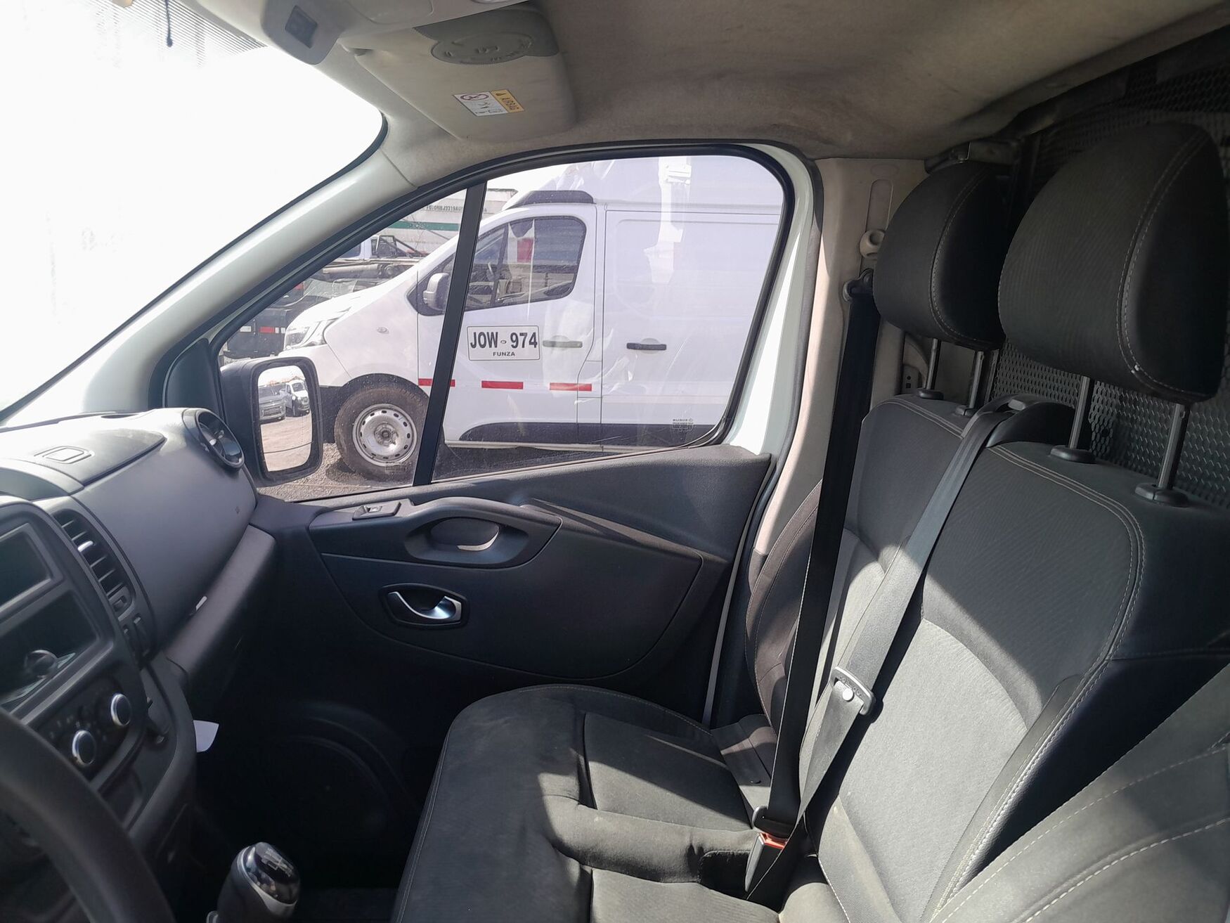 Renault - Trafic - 2021 image number 3