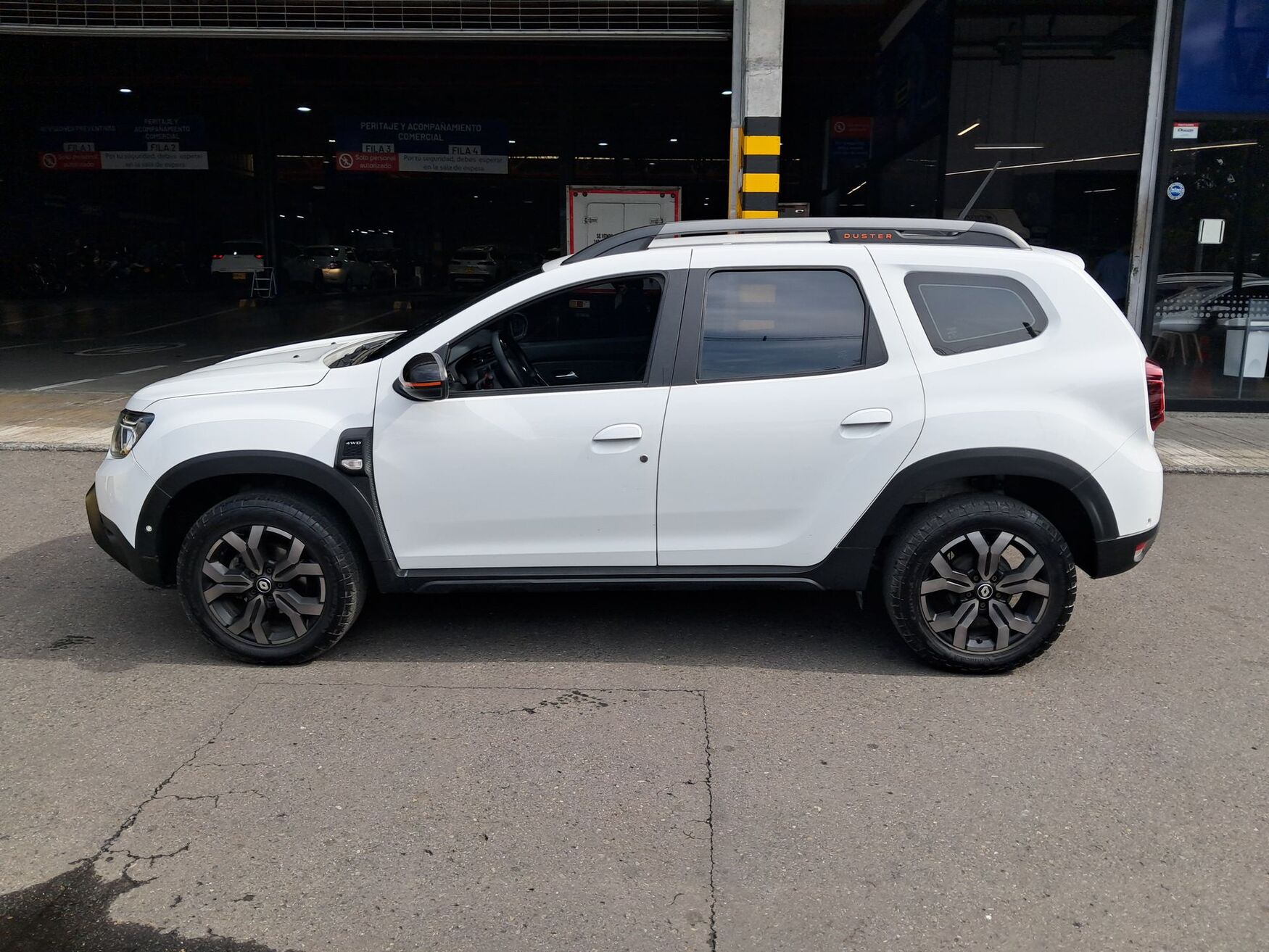 Renault - Duster - 2025 image number 6