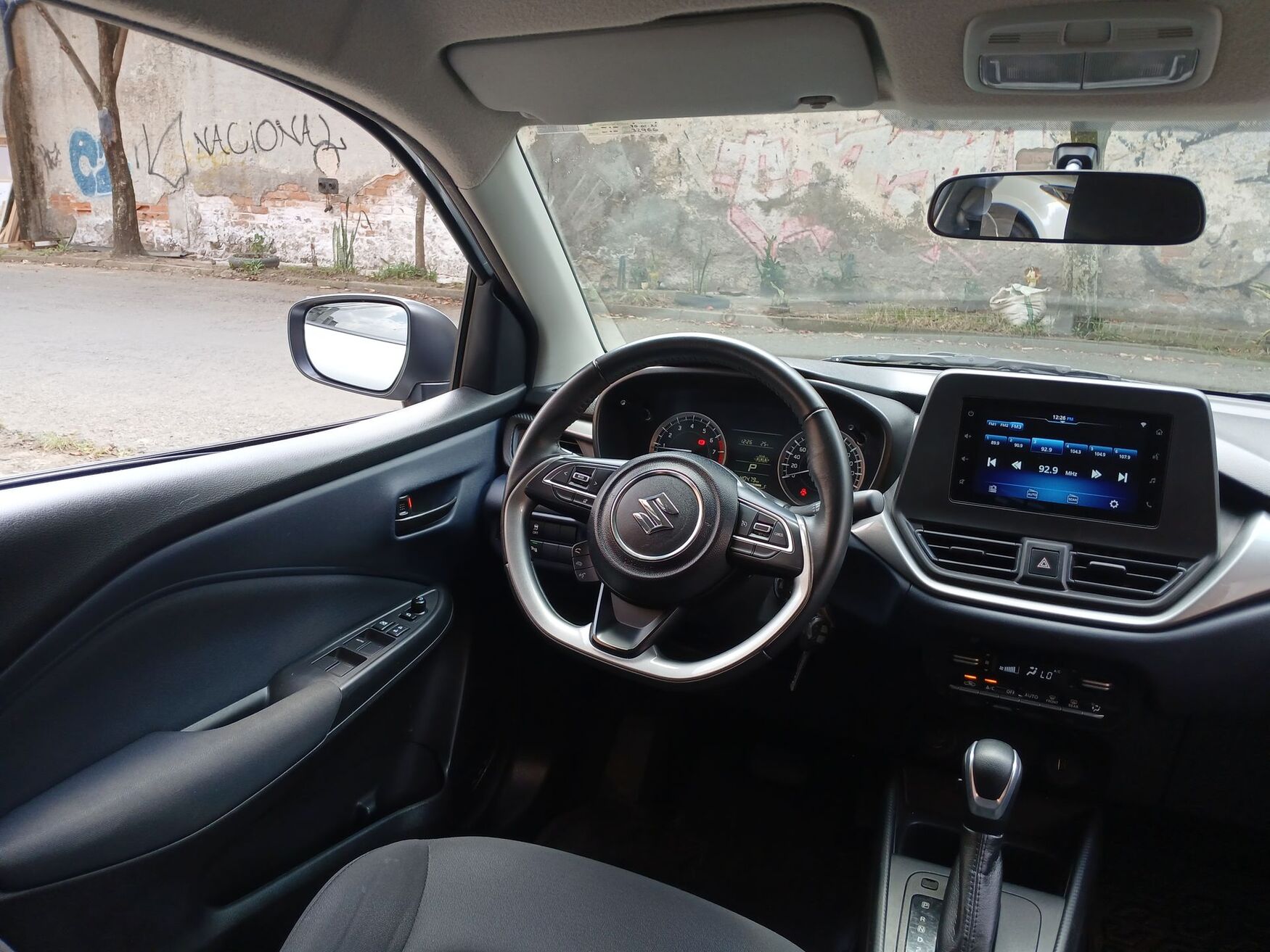 Suzuki - Baleno - 2024 image number 11