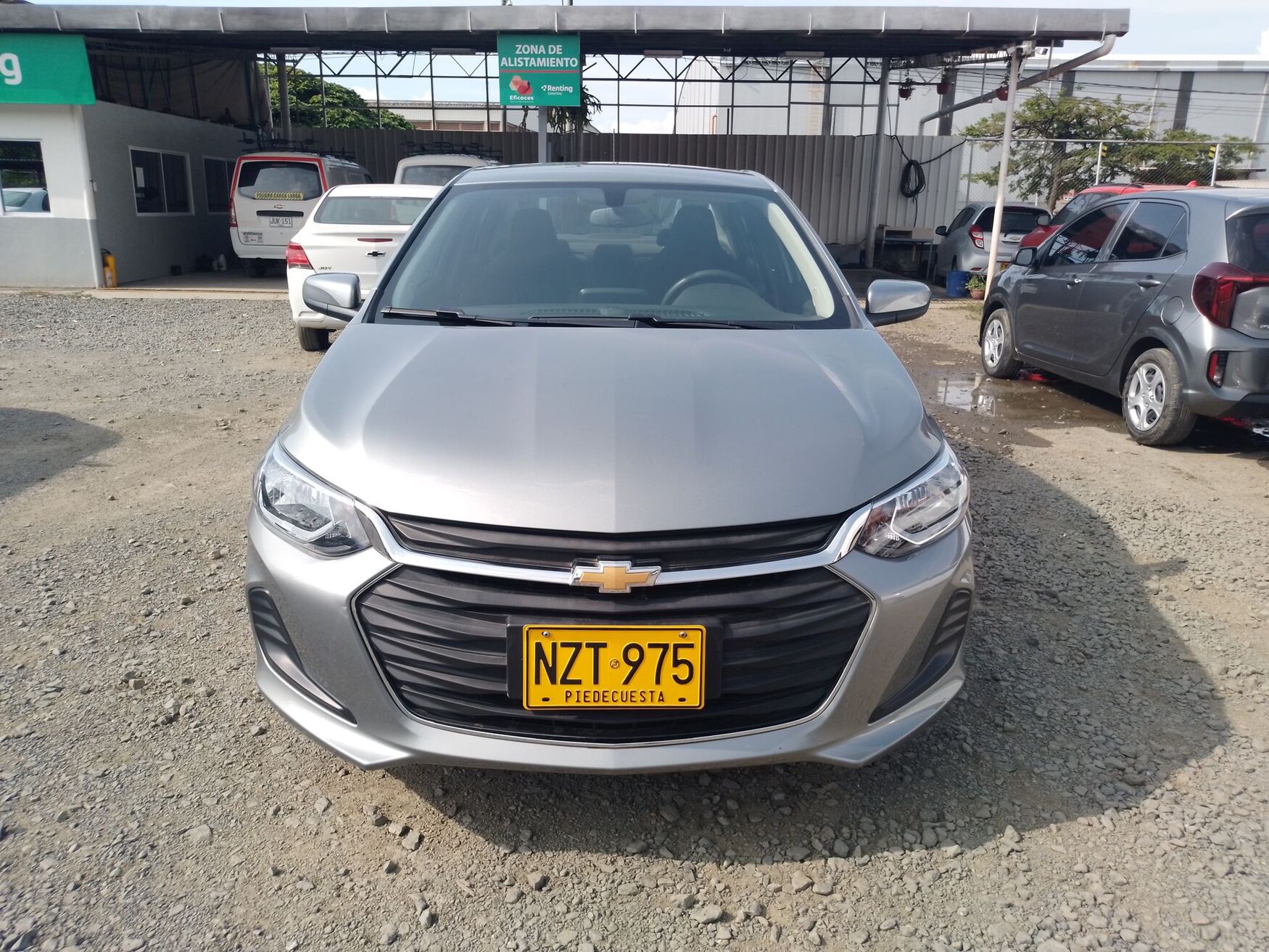 Chevrolet - Onix - 2025 image number 4