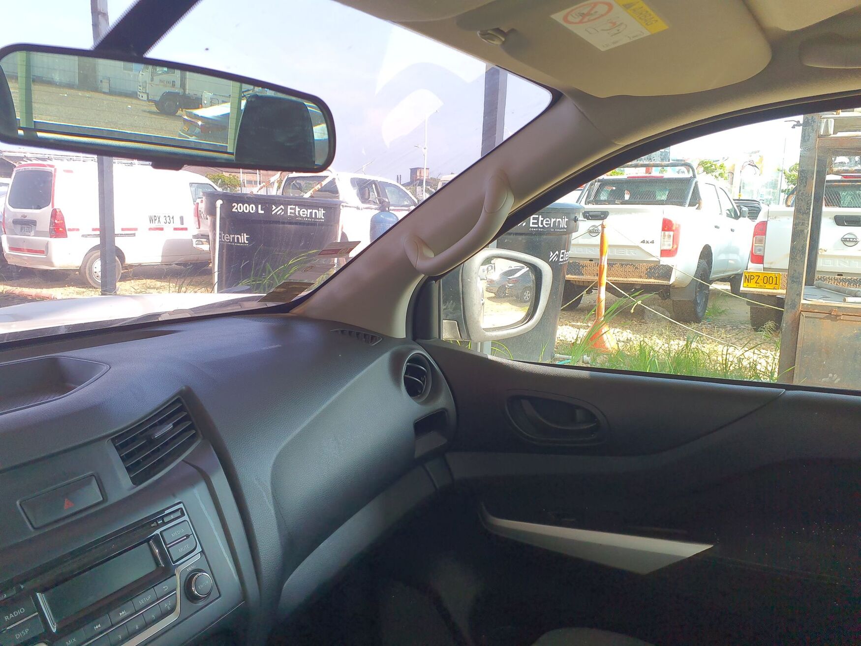 Nissan - Frontier - 2019 image number 2