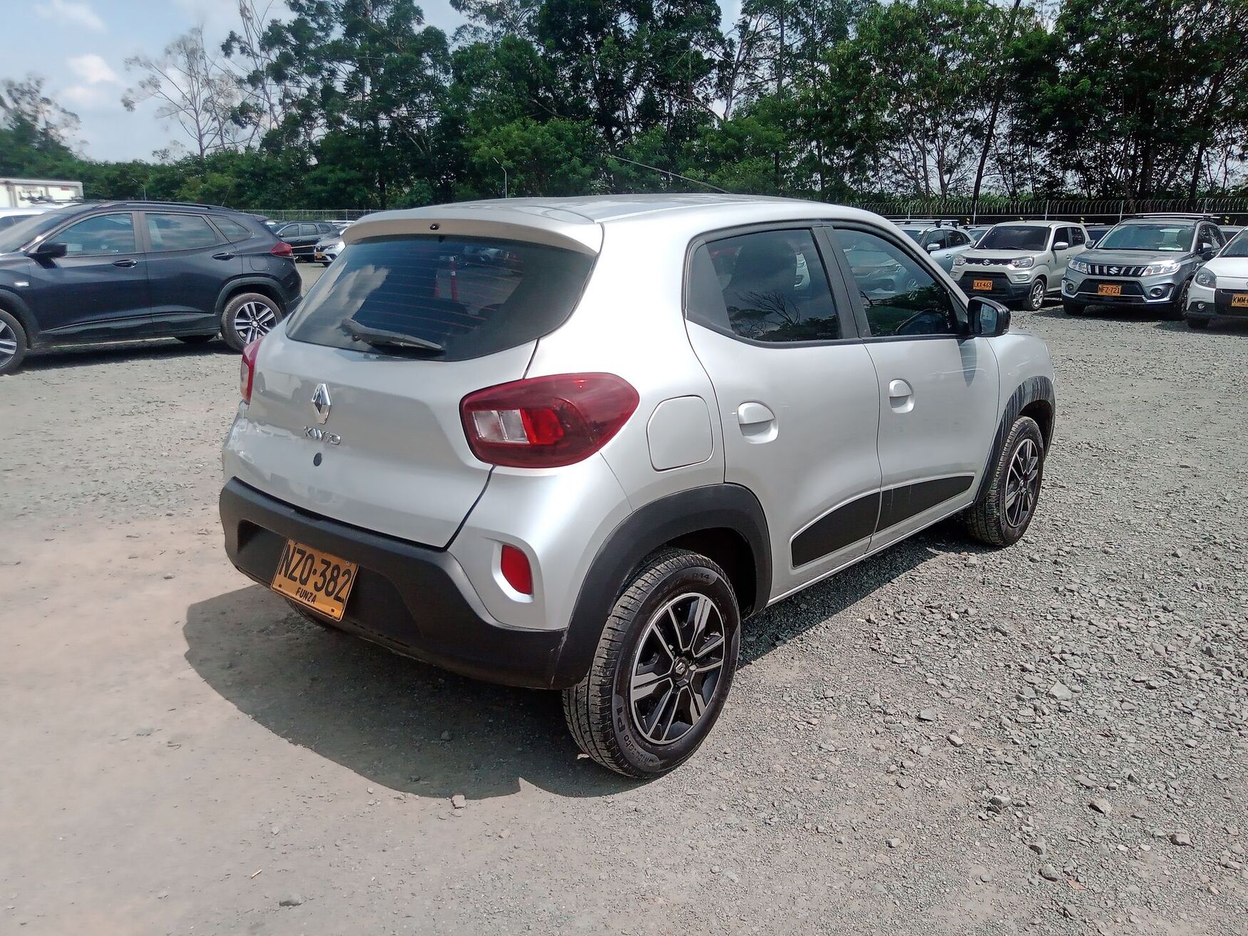 Renault - Kwid - 2025 image number 9