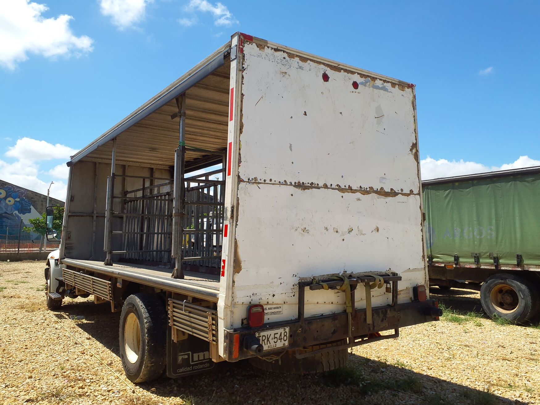 International - 4300 - 2013 image number 7