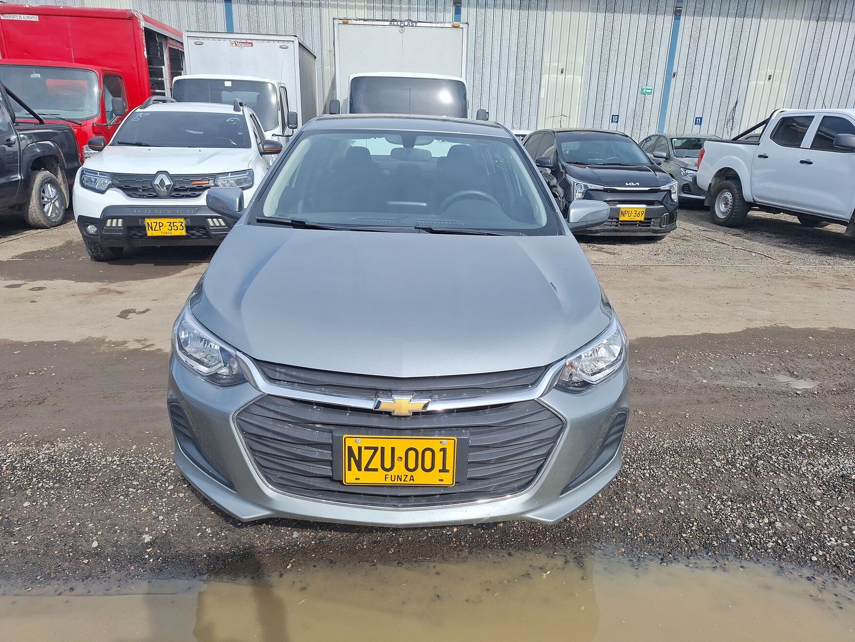 Chevrolet - Onix - 2025 image number 4