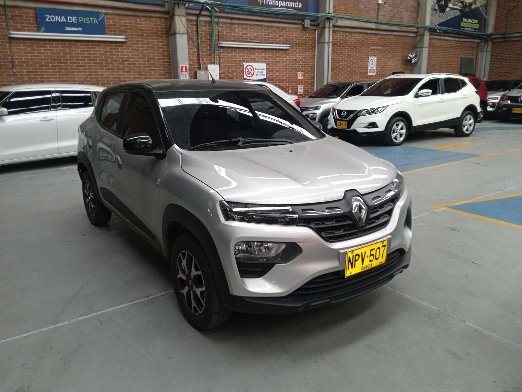 Renault - Kwid - 2025 image number 1