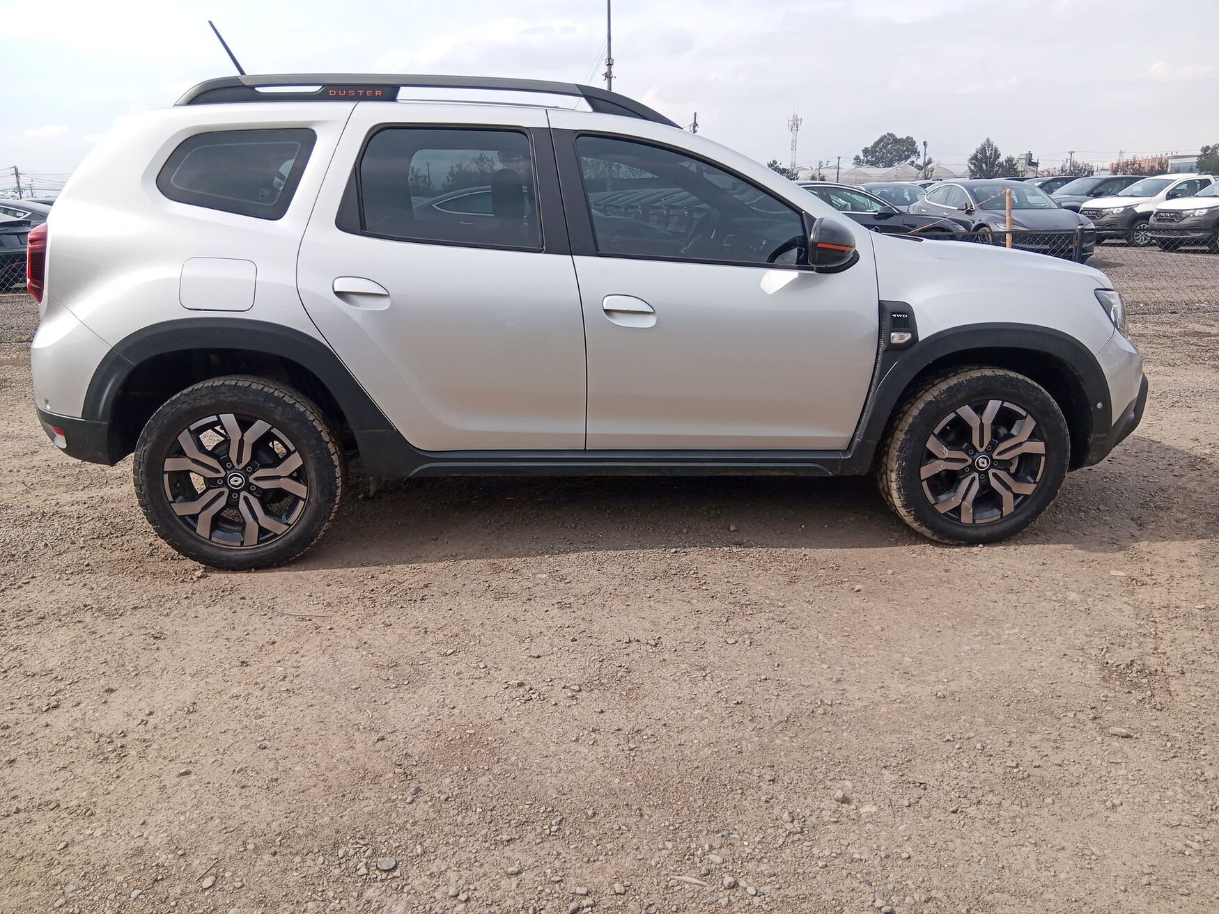 Renault - Duster - 2025 image number 10