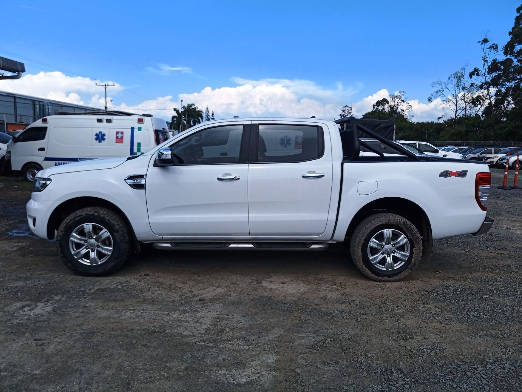 Ford - Ranger - 2023 image number 6