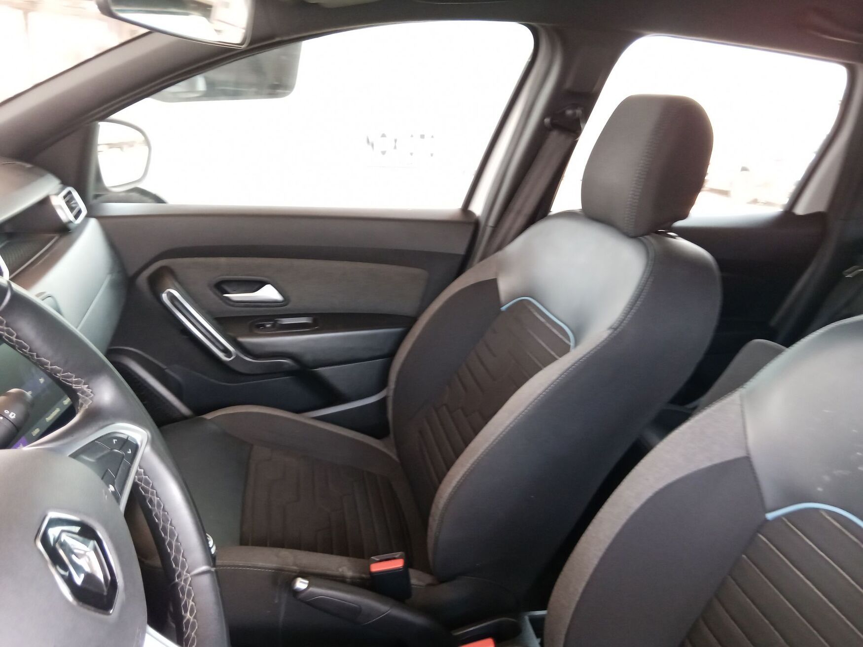 Renault - Duster - 2024 image number 2