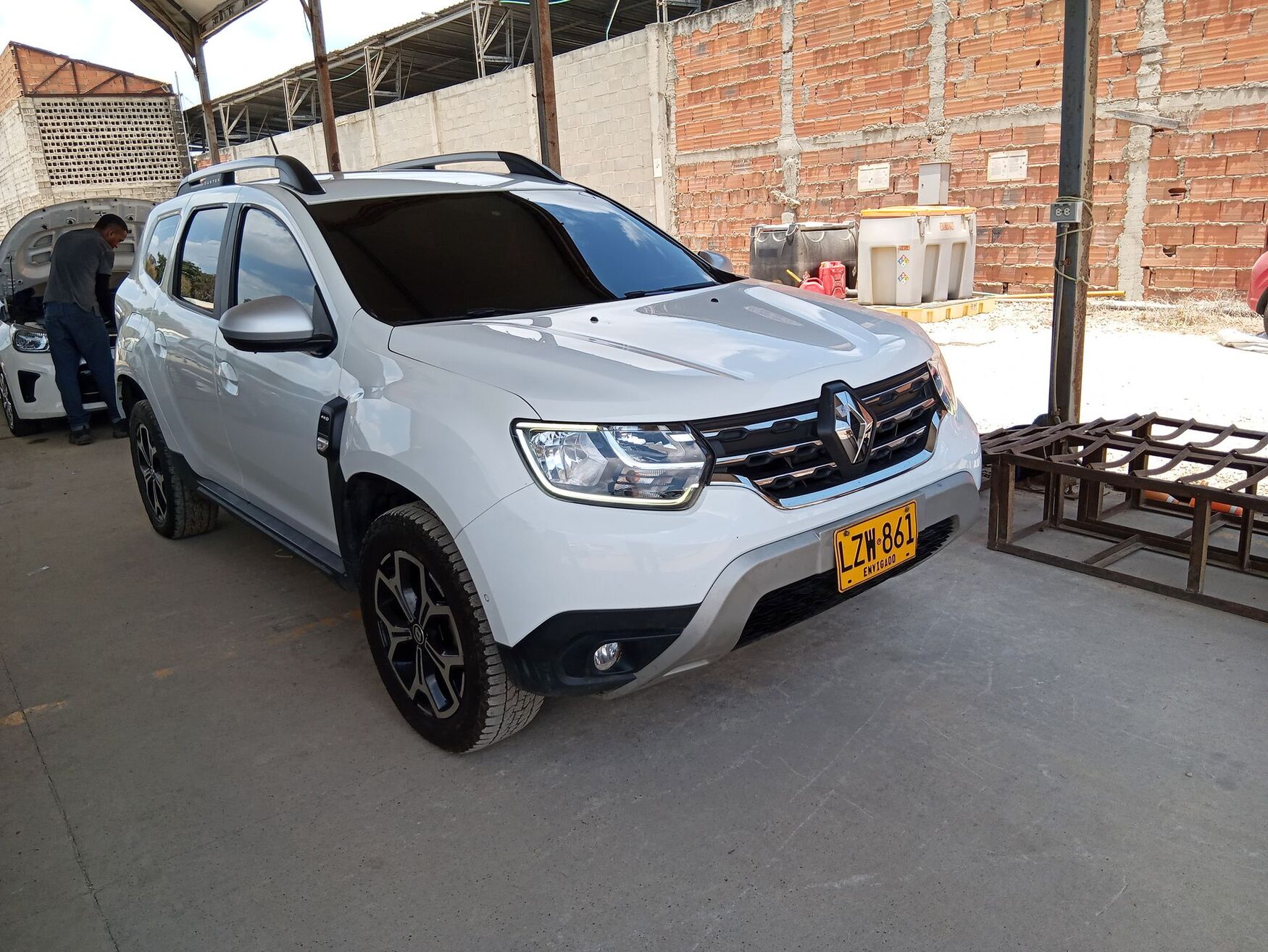 Renault - Duster - 2024 image number 1