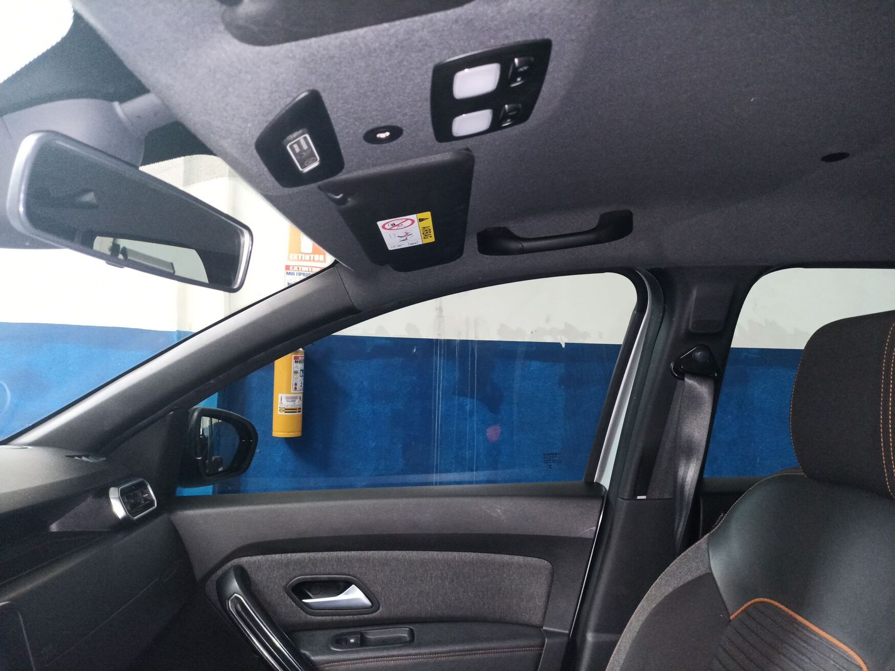 Renault - Duster - 2025 image number 2