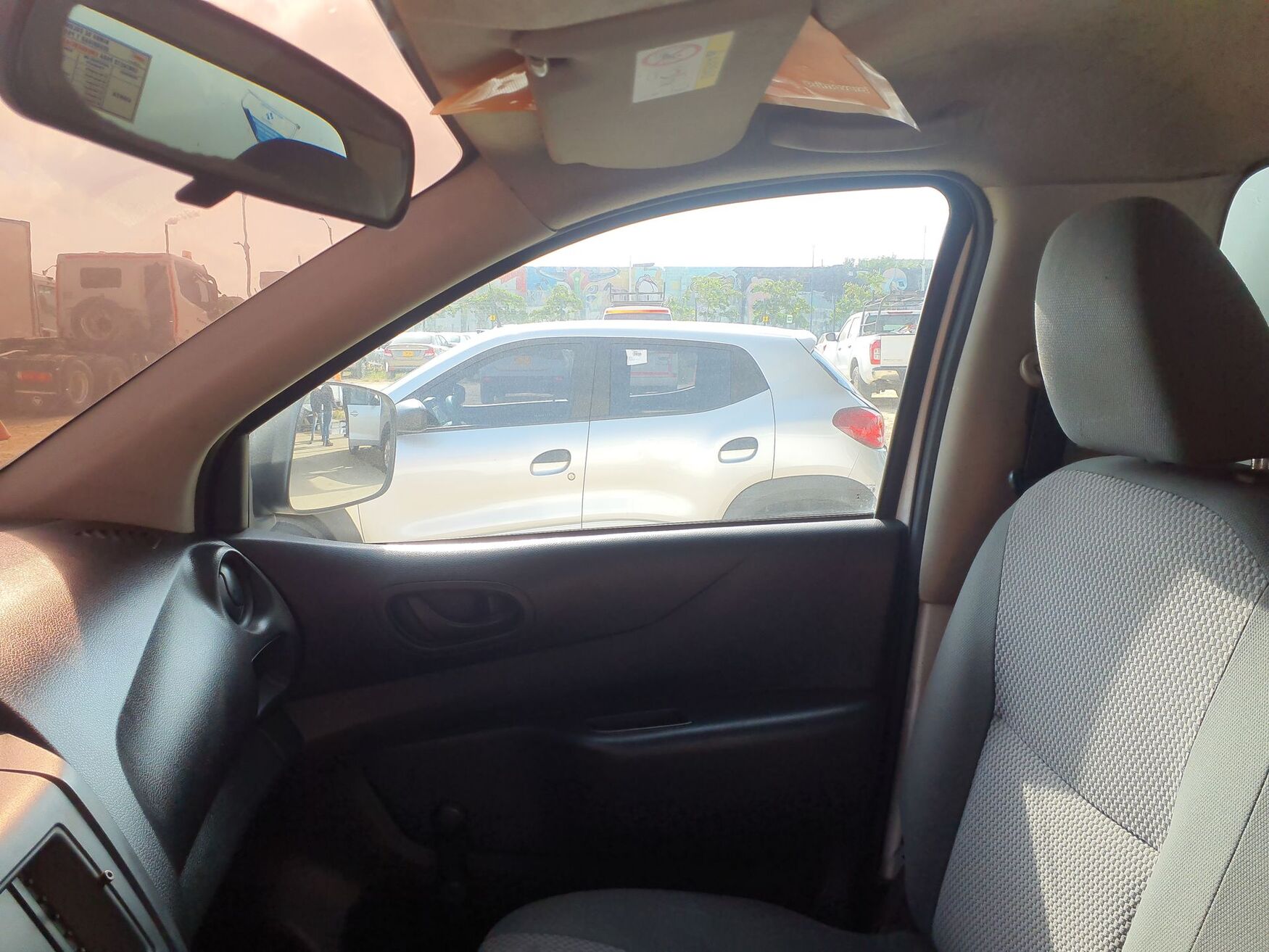 Nissan - Frontier - 2019 image number 3