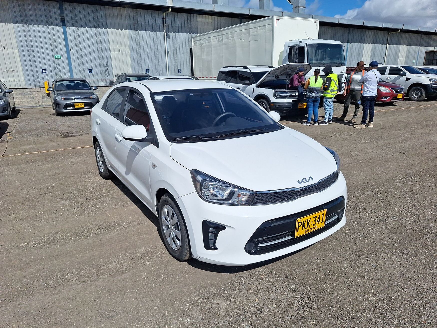 Kia - Soluto - 2026 image number 1