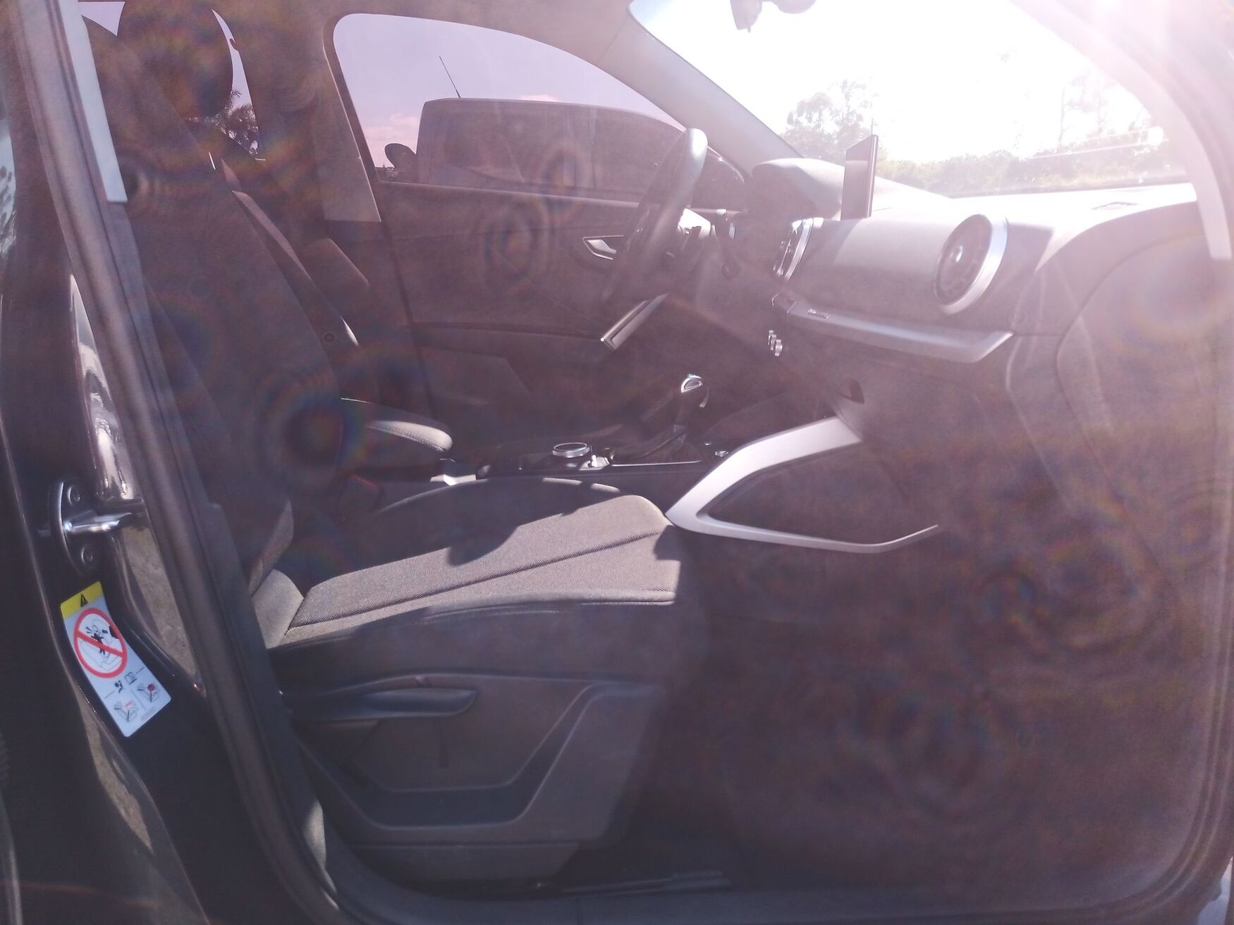 Audi - Q2 - 2022 image number 2