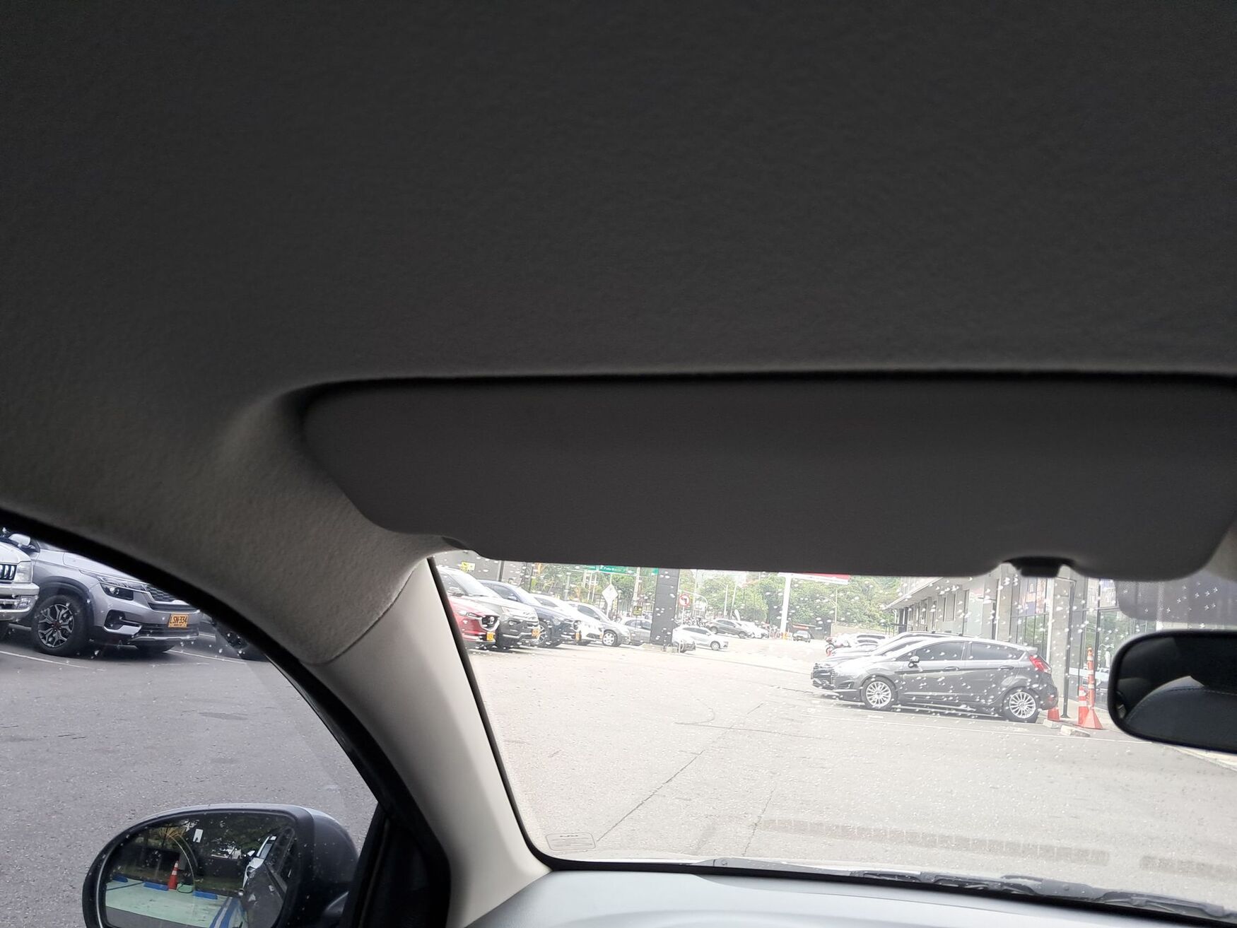 Kia - Soluto - 2026 image number 2