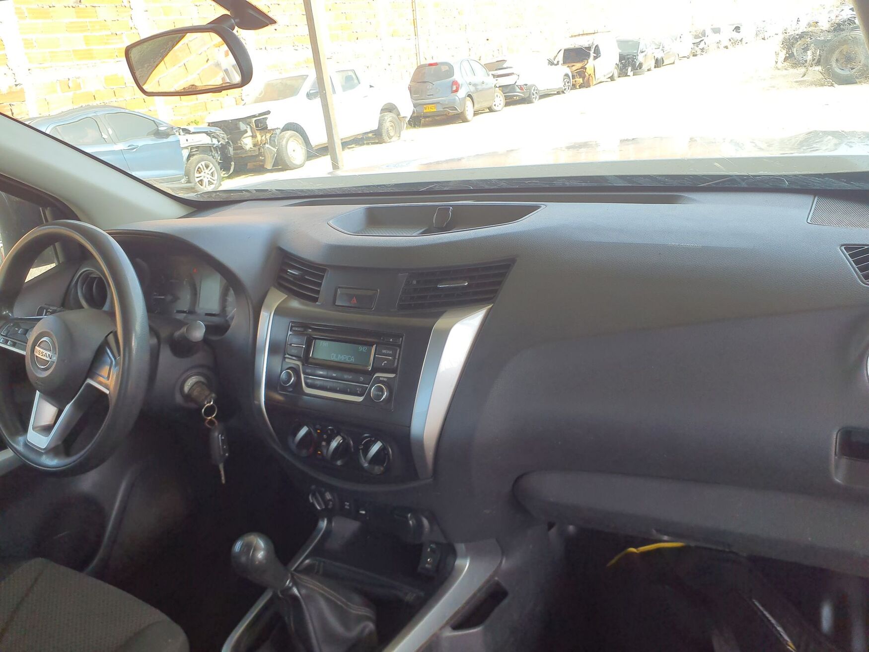 Nissan - Frontier - 2022 image number 11