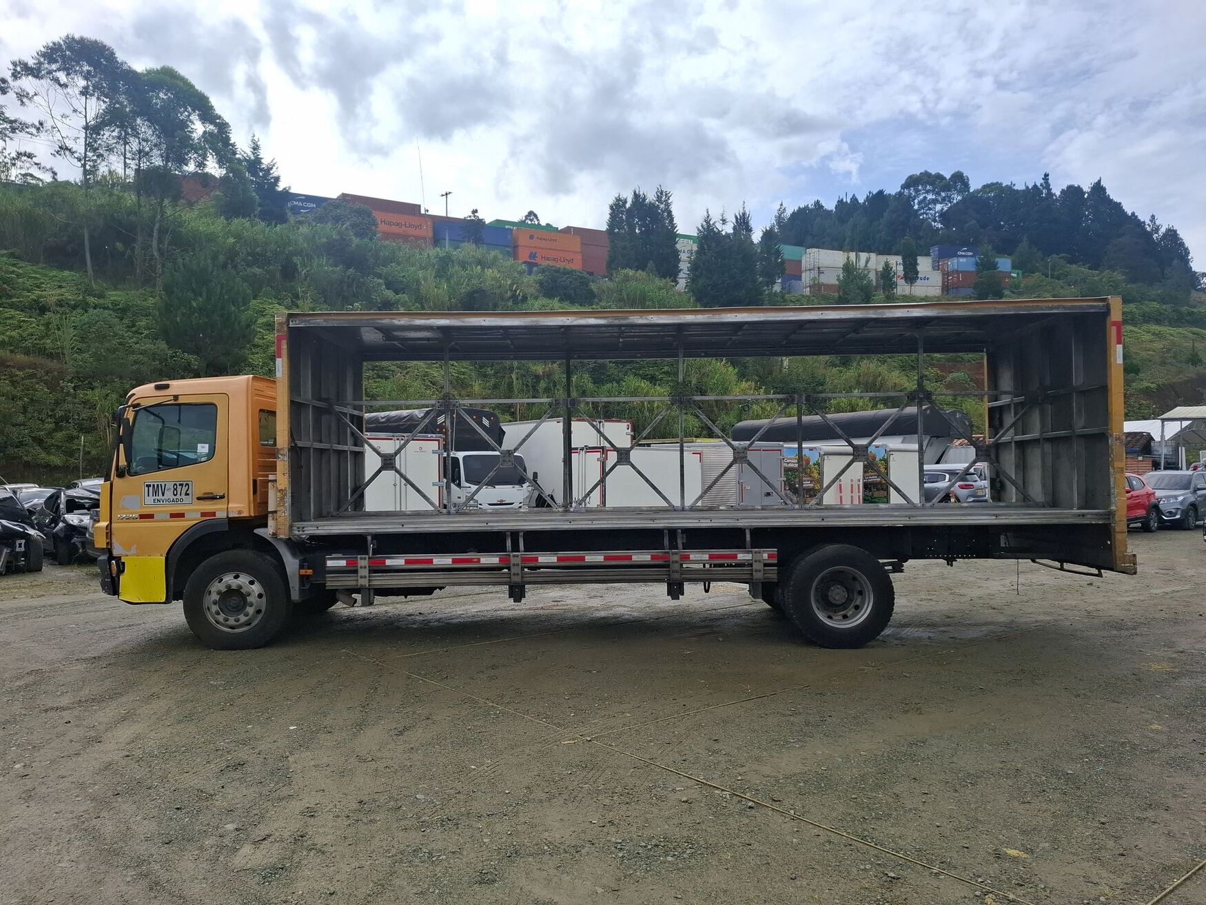 Mercedes Benz - Atego - 2007 image number 6