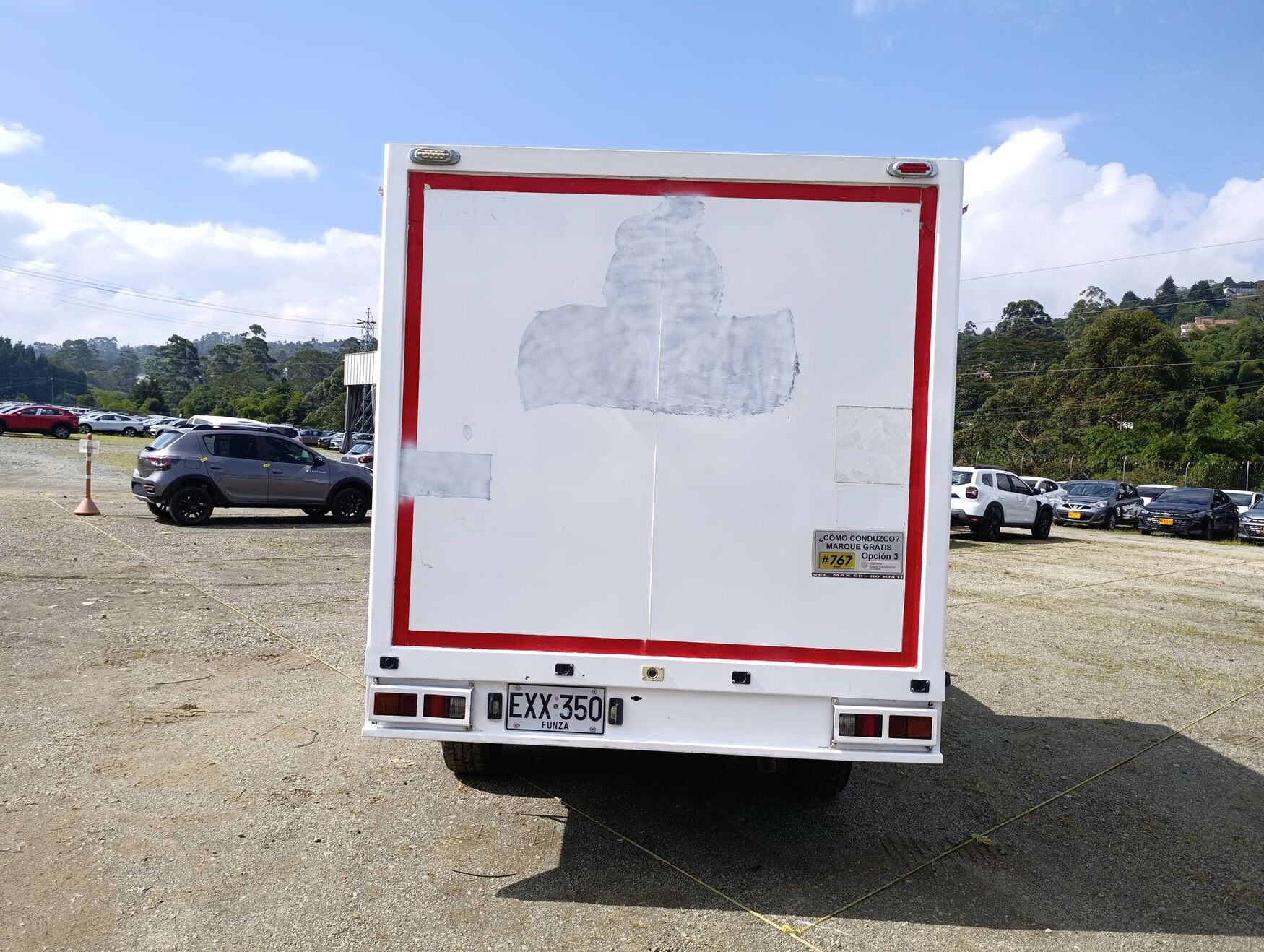 Nissan - Frontier - 2019 image number 8