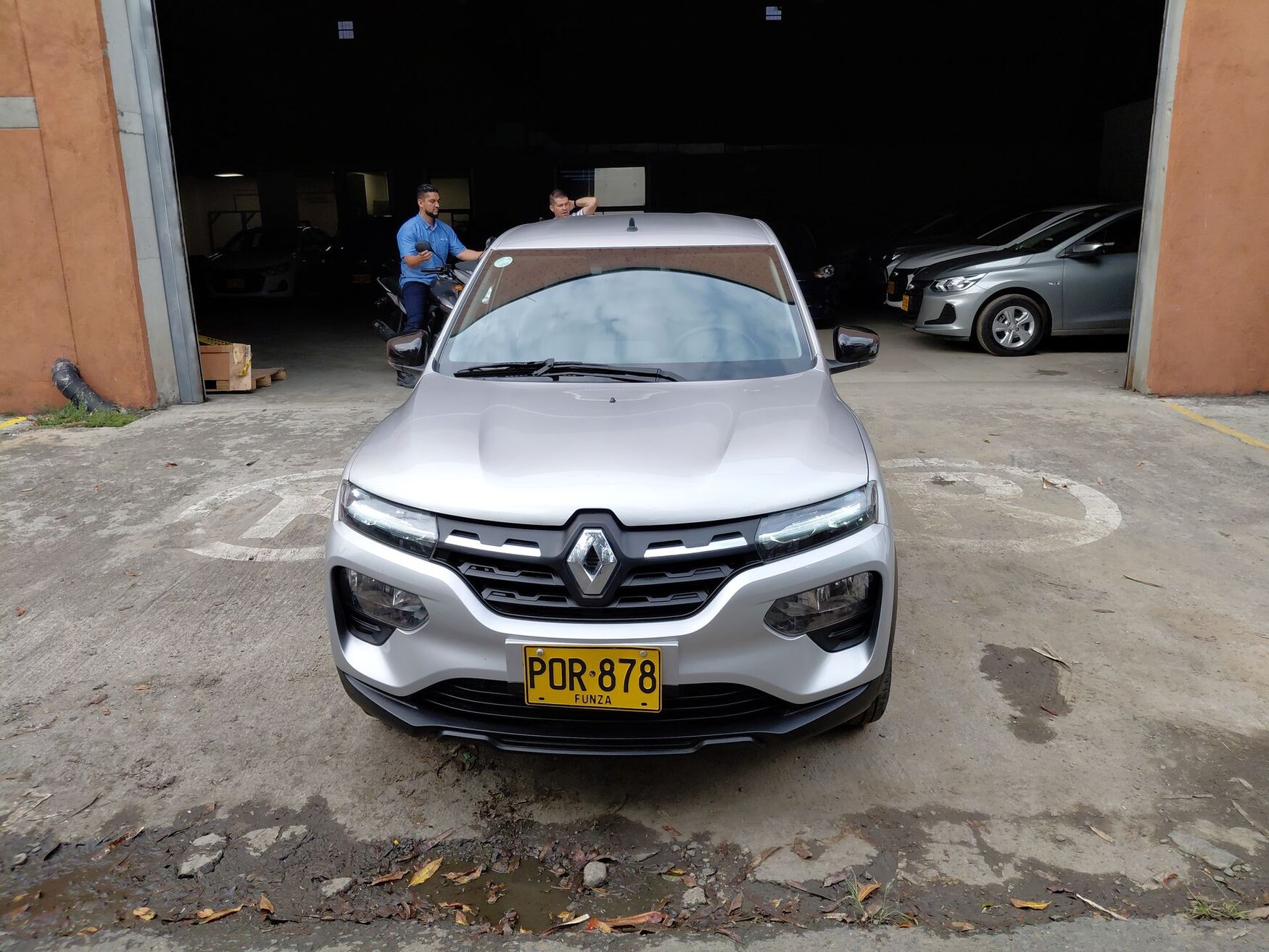 Renault - Kwid - 2025 image number 4