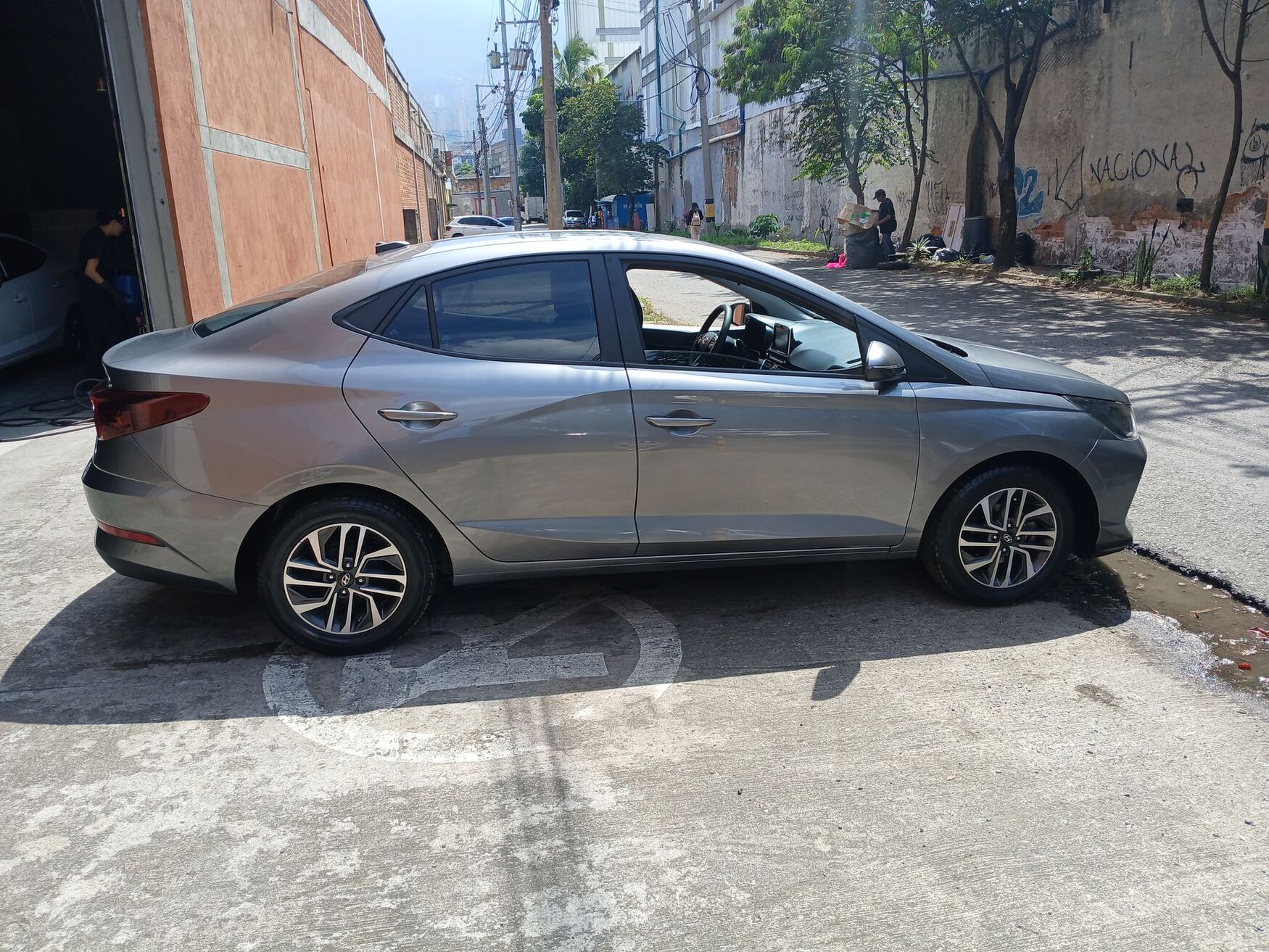 Hyundai - HB20S Accent - 2024 image number 10