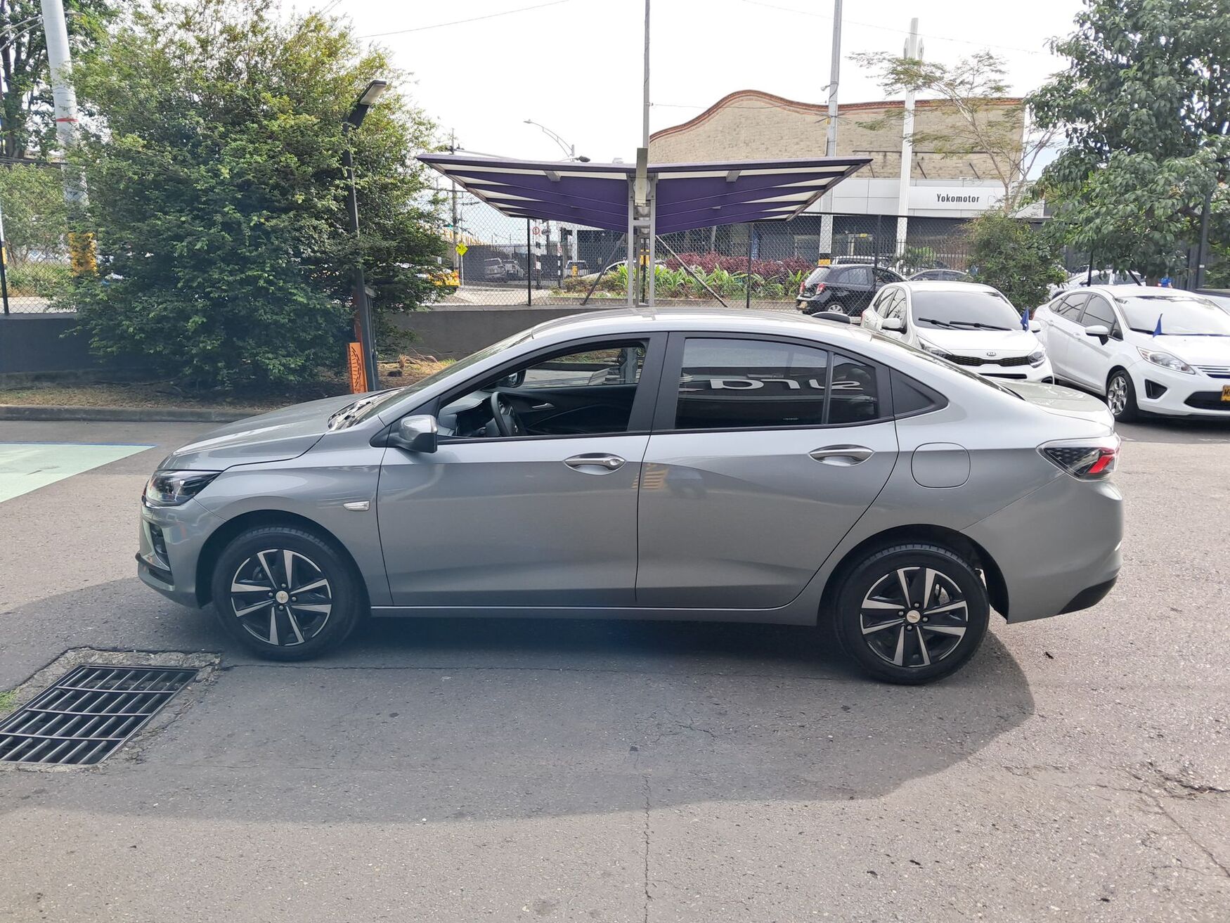 Chevrolet - Onix - 2026 image number 6