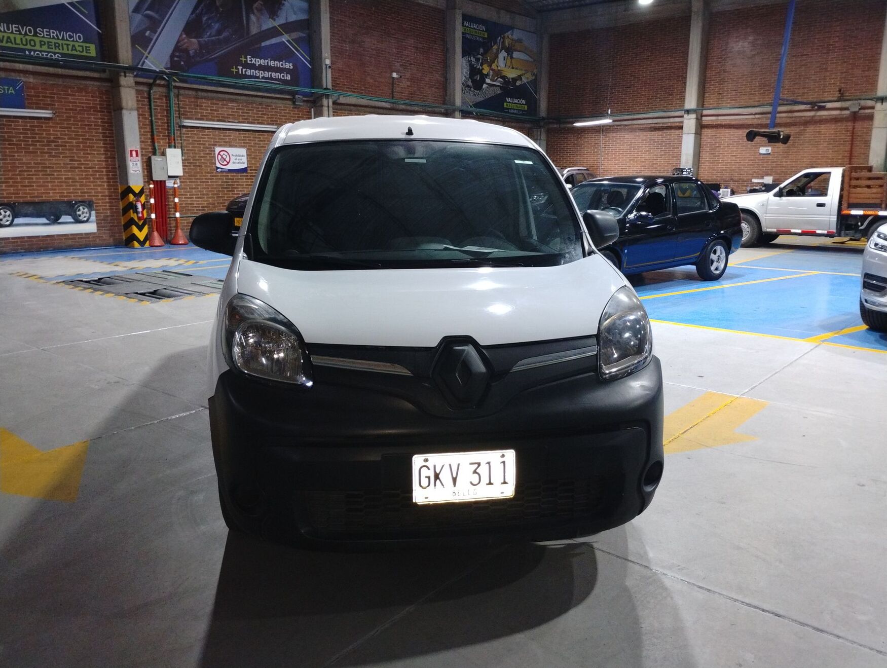 Renault - Kangoo ZE - 2020 image number 4