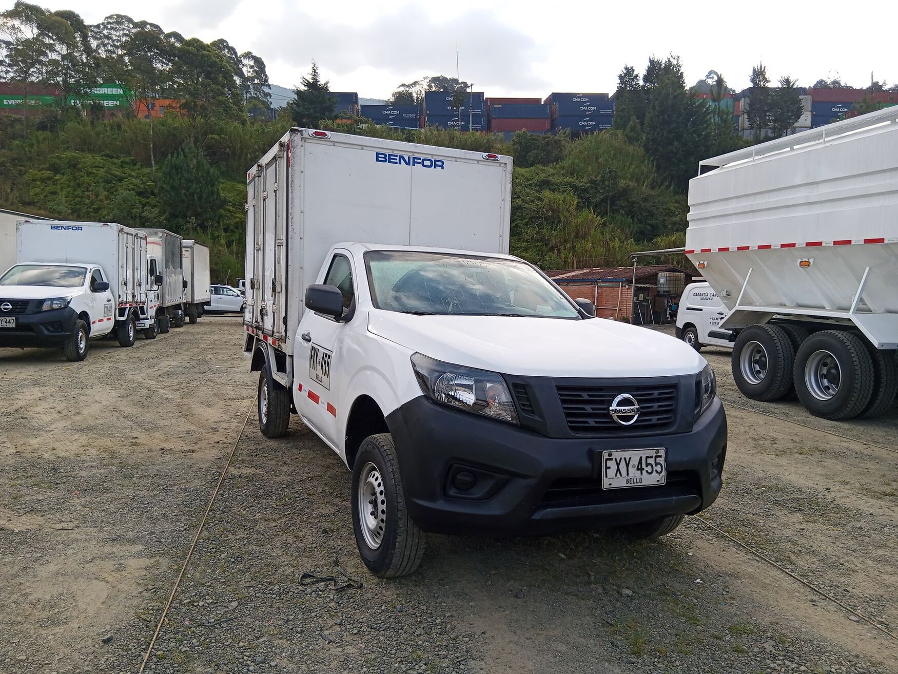 Nissan - Frontier - 2019 image number 1