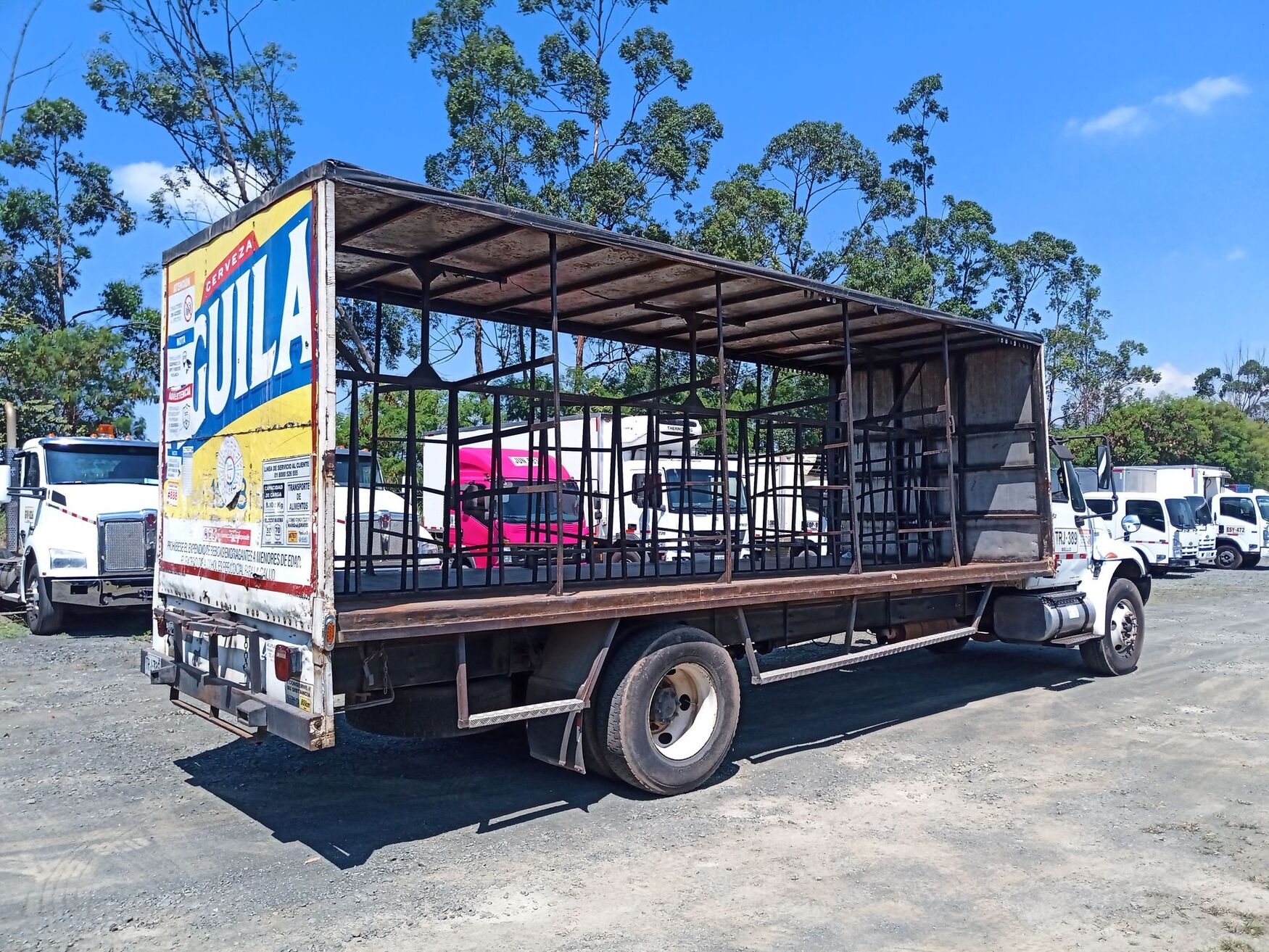 International - 4300 - 2012 image number 9