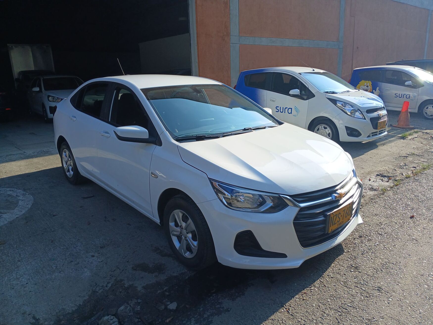 Chevrolet - Onix - 2025 image number 1