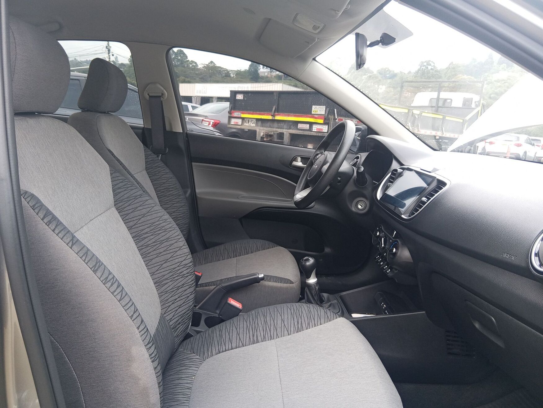 Kia - Soluto - 2026 image number 3