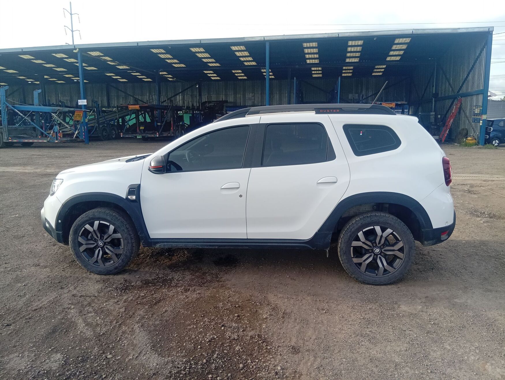 Renault - Duster - 2025 image number 6