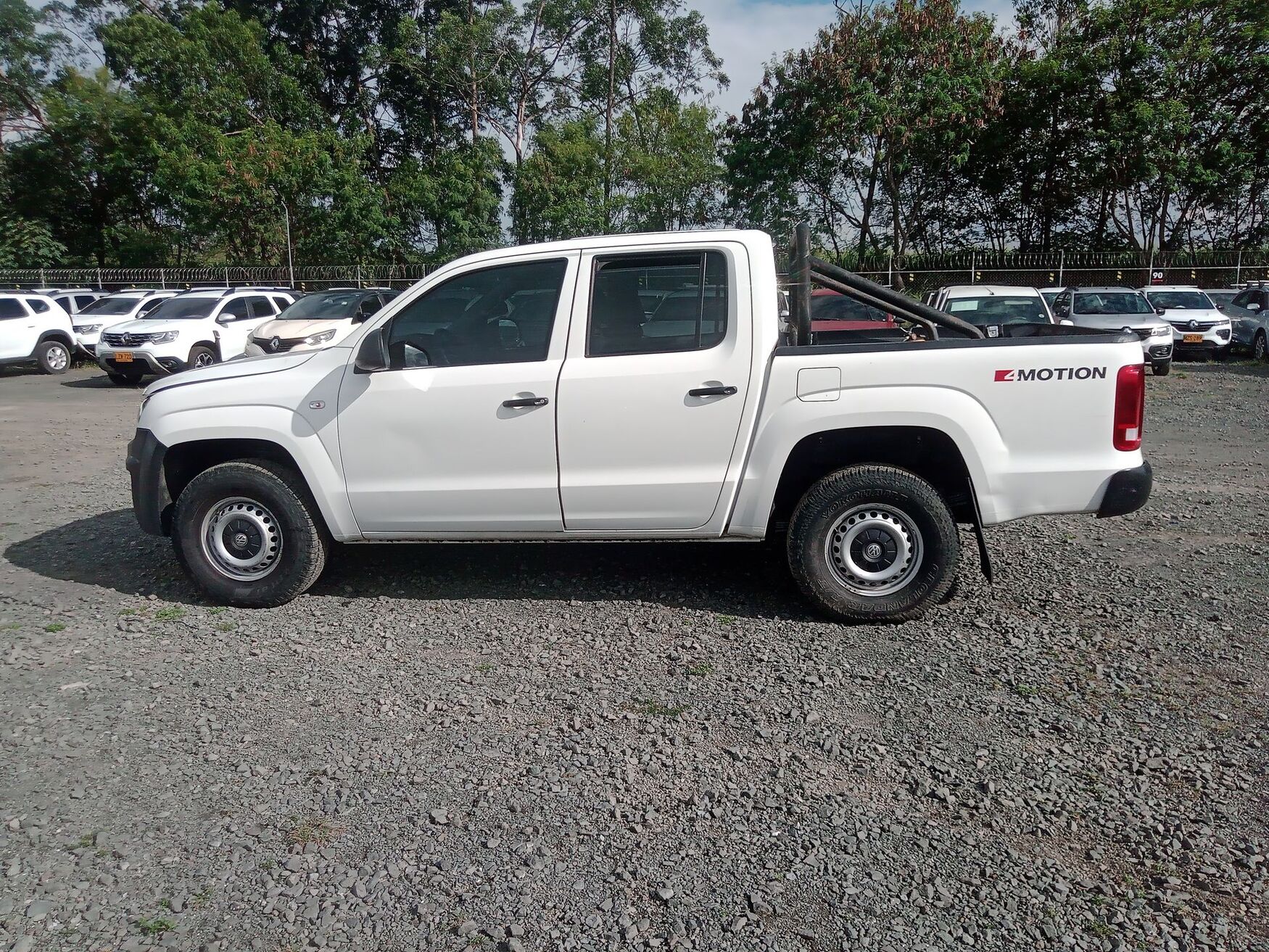 Volkswagen - Amarok - 2023 image number 6