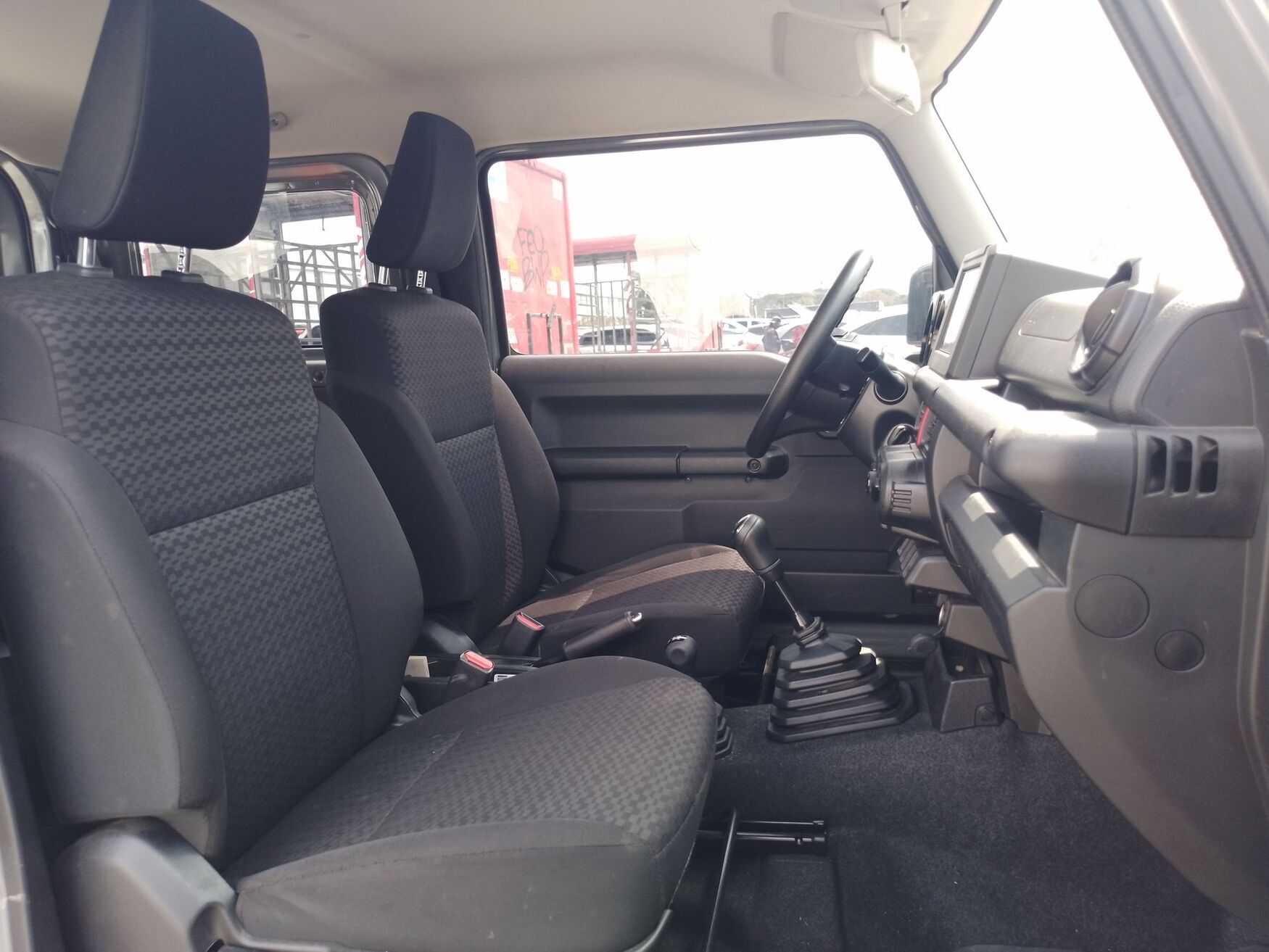 Suzuki - Jimny - 2024 image number 2