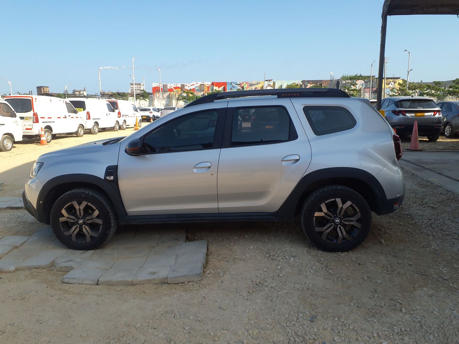 Renault - Duster - 2025 image number 6