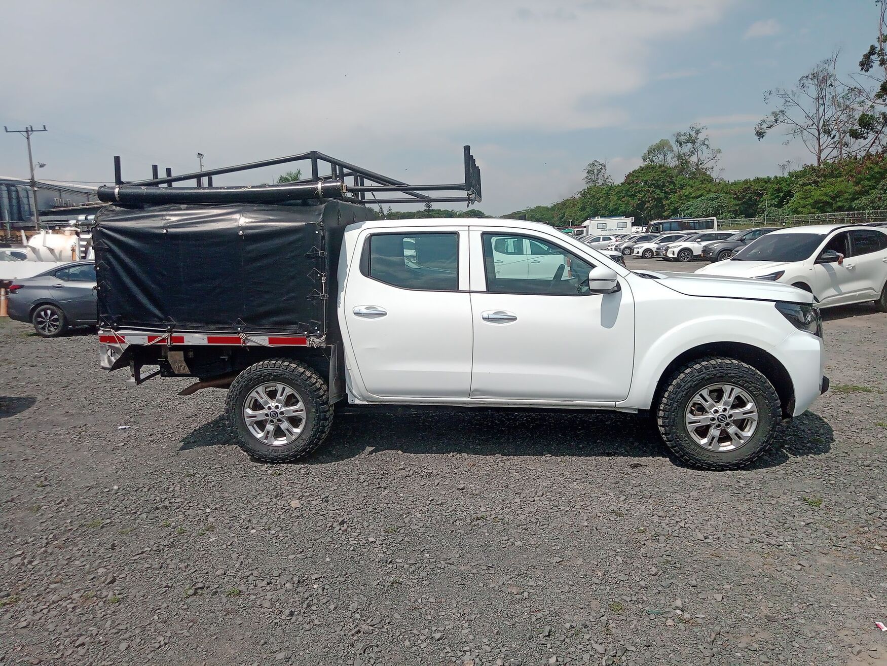 Nissan - Frontier - 2024 image number 10