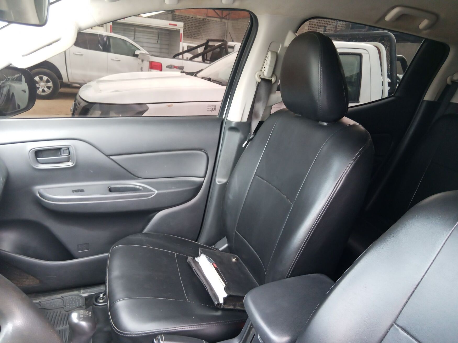 Mitsubishi - L200 - 2023 image number 3
