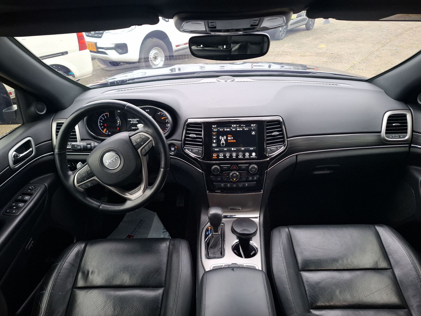 Jeep - Grand Cherokee - 2022 image number 11