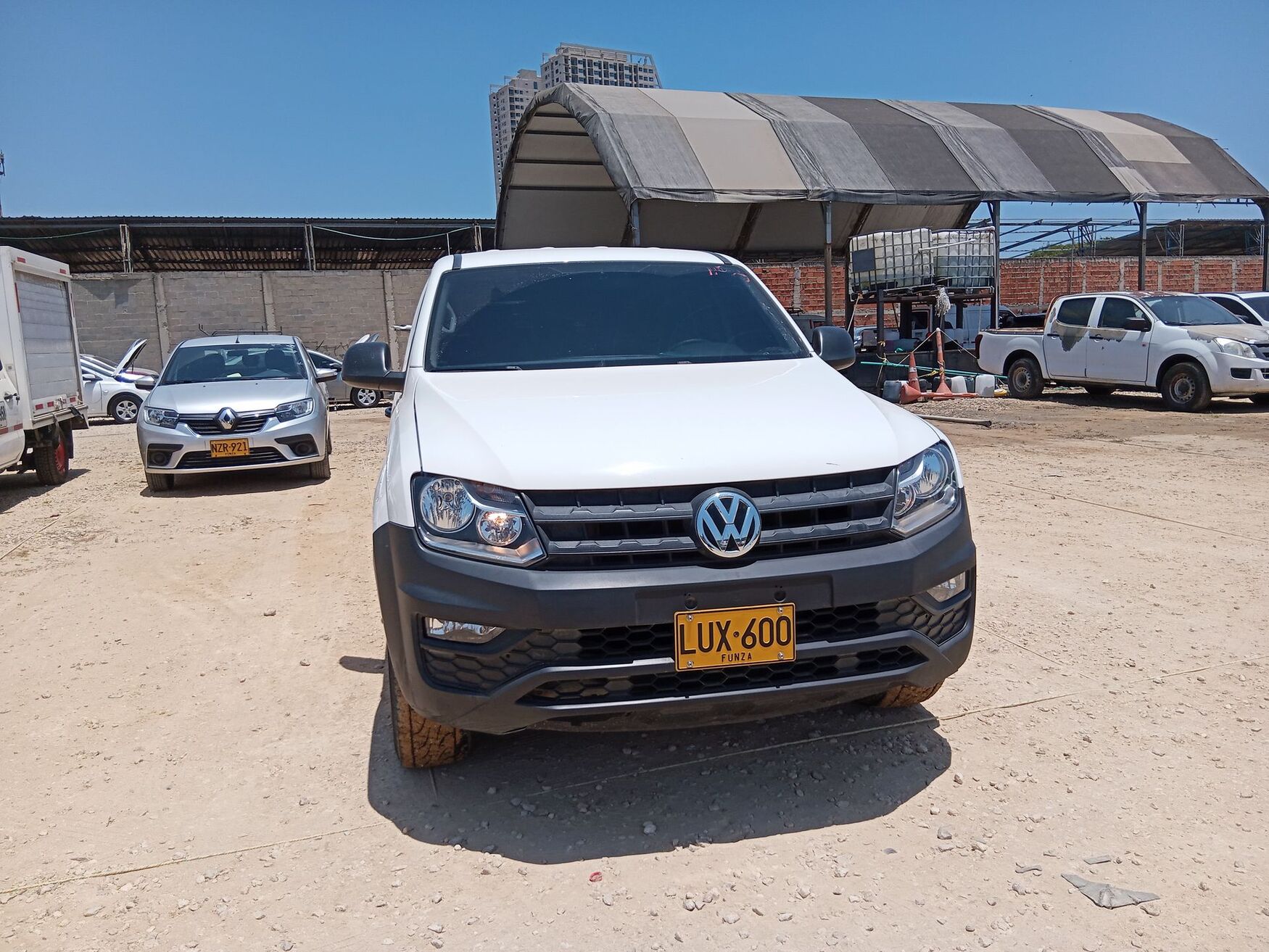 Volkswagen - Amarok - 2023 image number 4