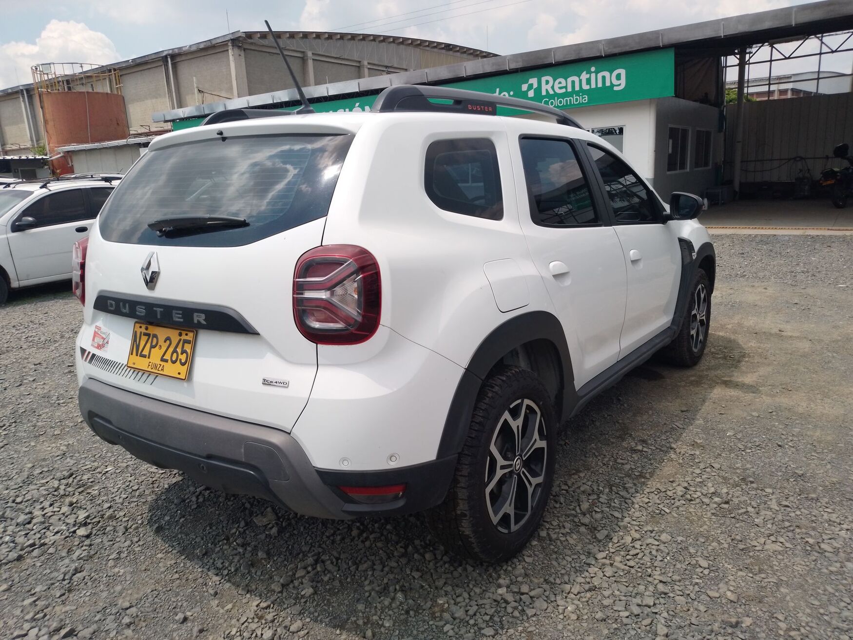 Renault - Duster - 2025 image number 9