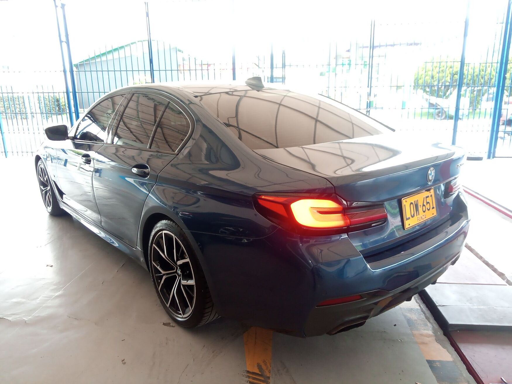 BMW - 530i - 2023 image number 7