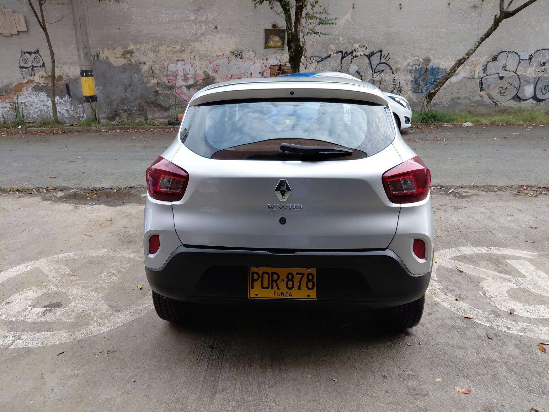 Renault - Kwid - 2025 image number 8