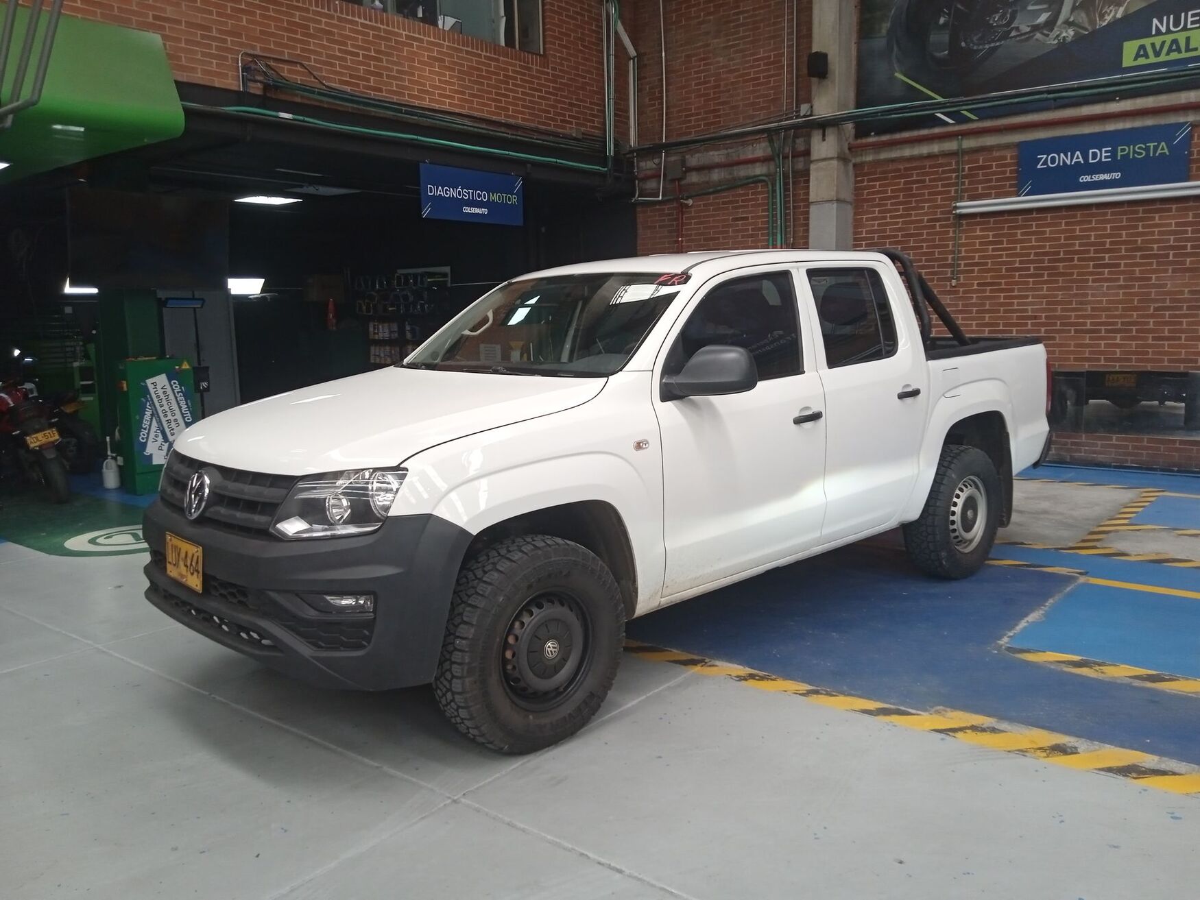 Volkswagen - Amarok - 2023 image number 5