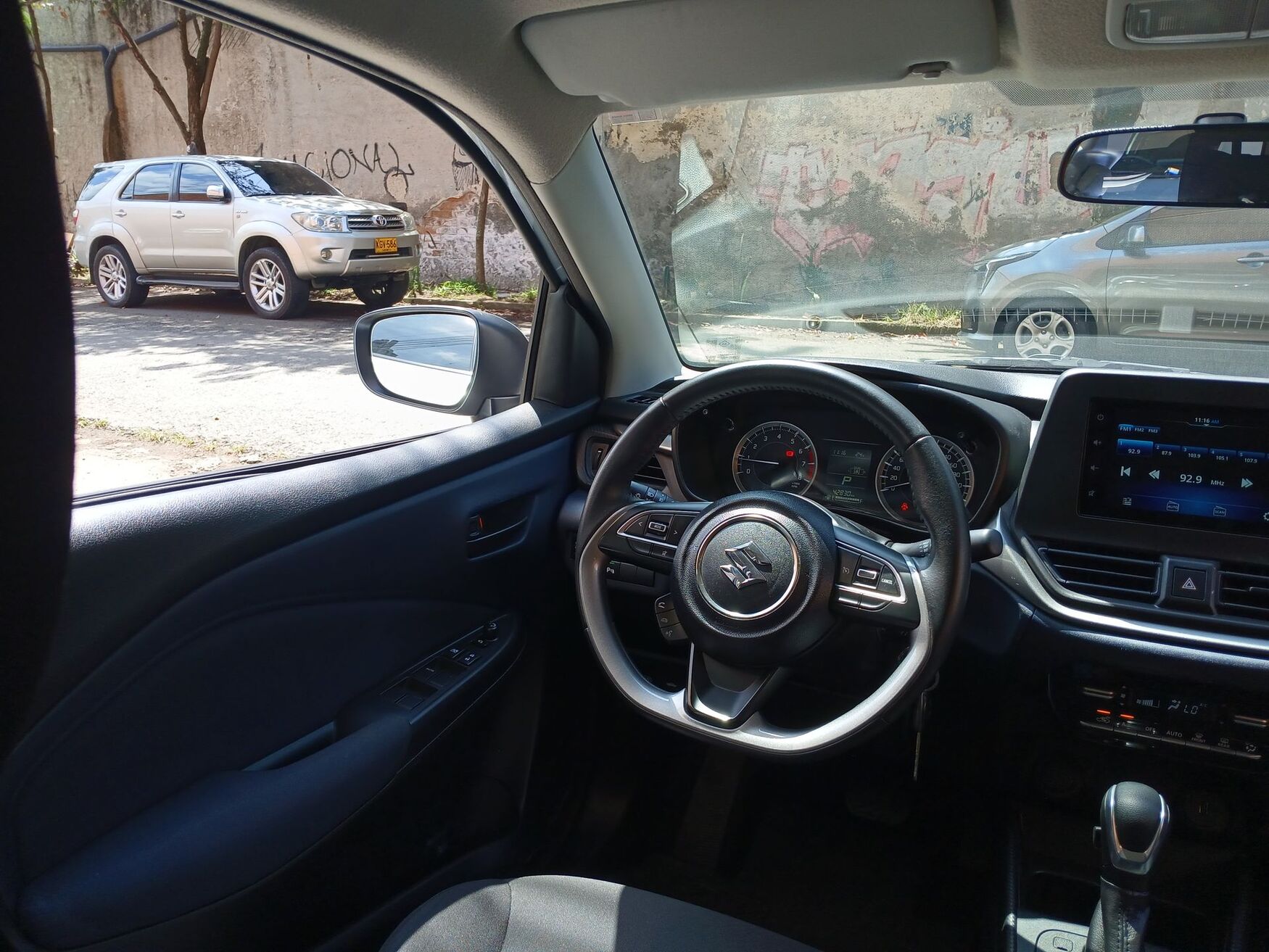 Suzuki - Baleno - 2024 image number 11