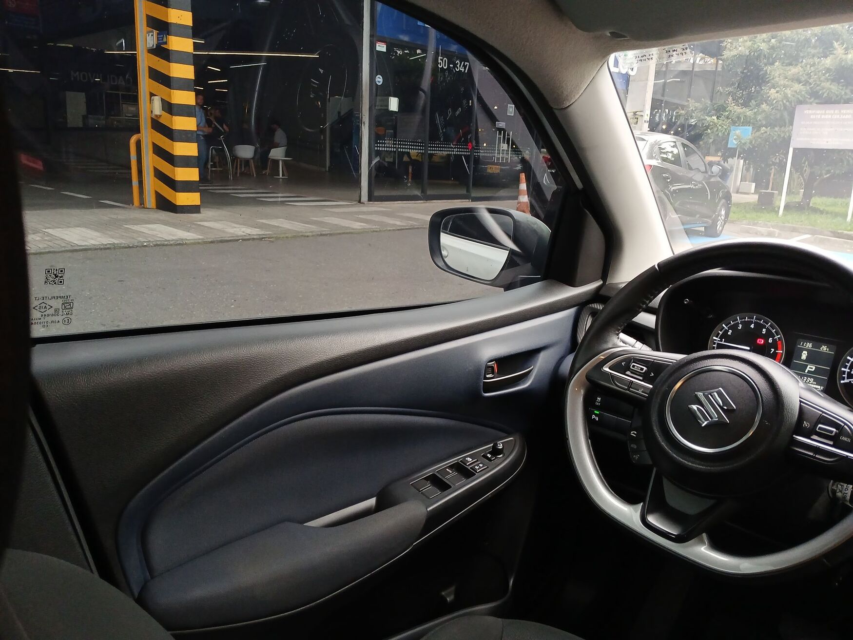 Suzuki - Baleno - 2024 image number 11