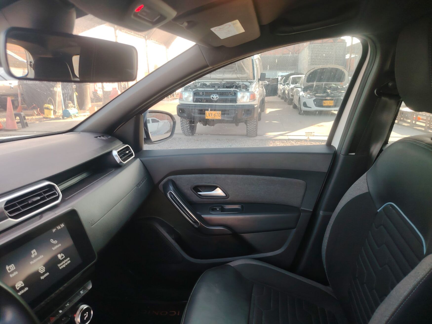 Renault - Duster - 2024 image number 2