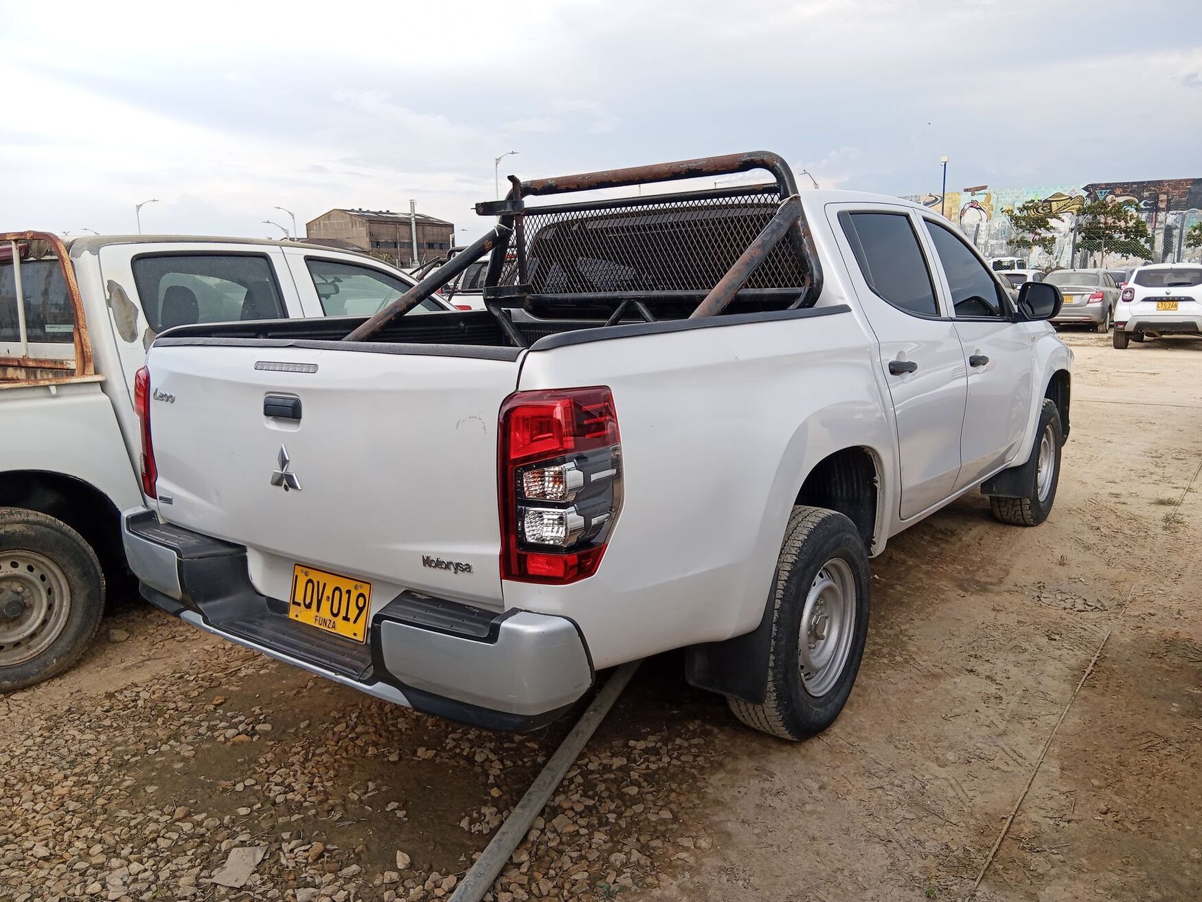 Mitsubishi - L200 - 2023 image number 9