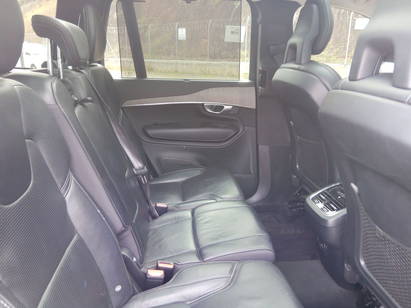 Volvo - XC90 - 2021 image number 3