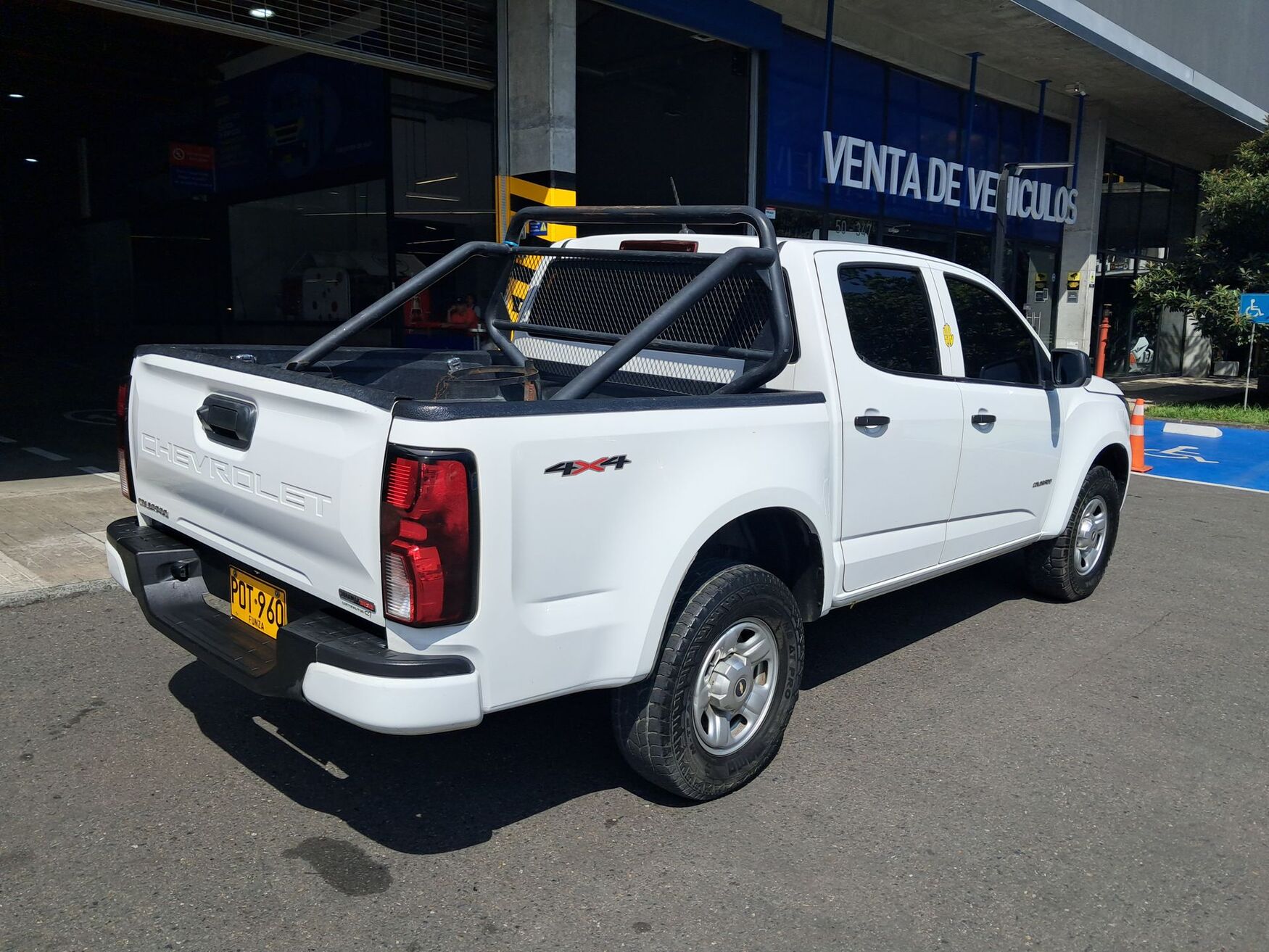 Chevrolet - Colorado - 2025 image number 9
