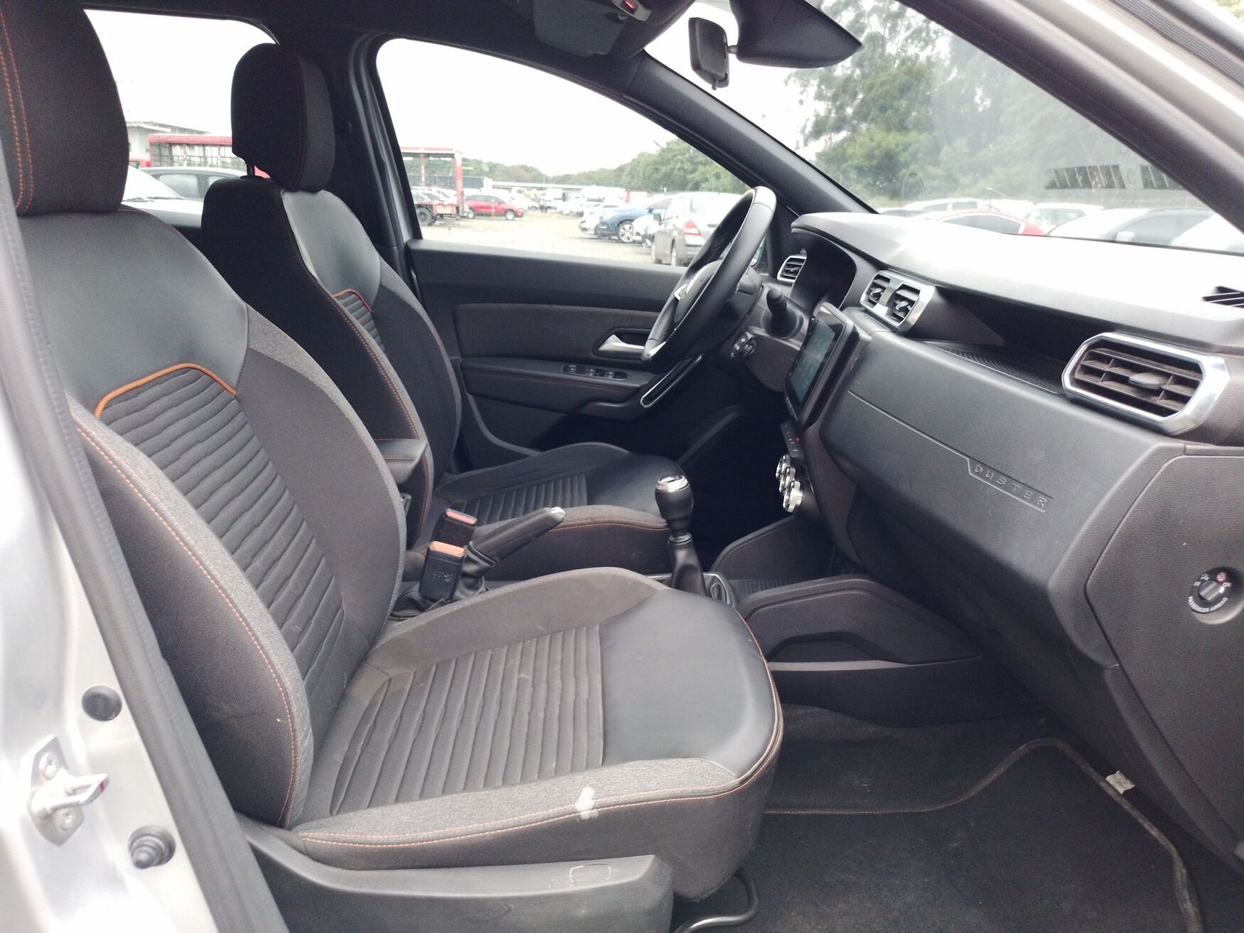 Renault - Duster - 2025 image number 2