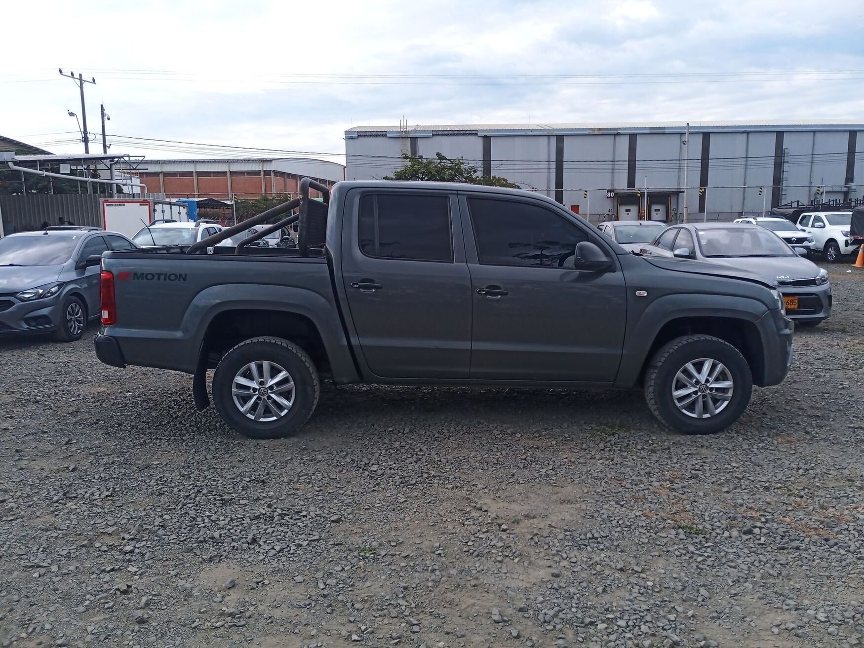 Volkswagen - Amarok - 2023 image number 10